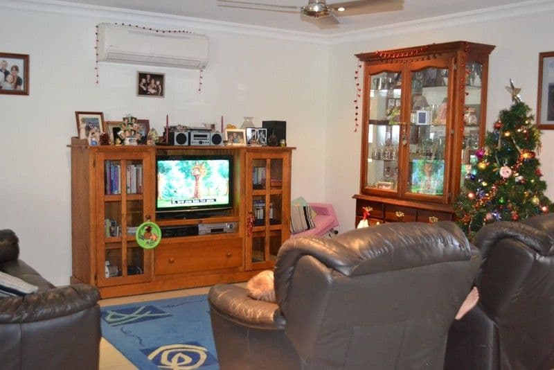 5 Downs Field Place, YEPPOON QLD 4703, Yeppoon - Thumbnail 5