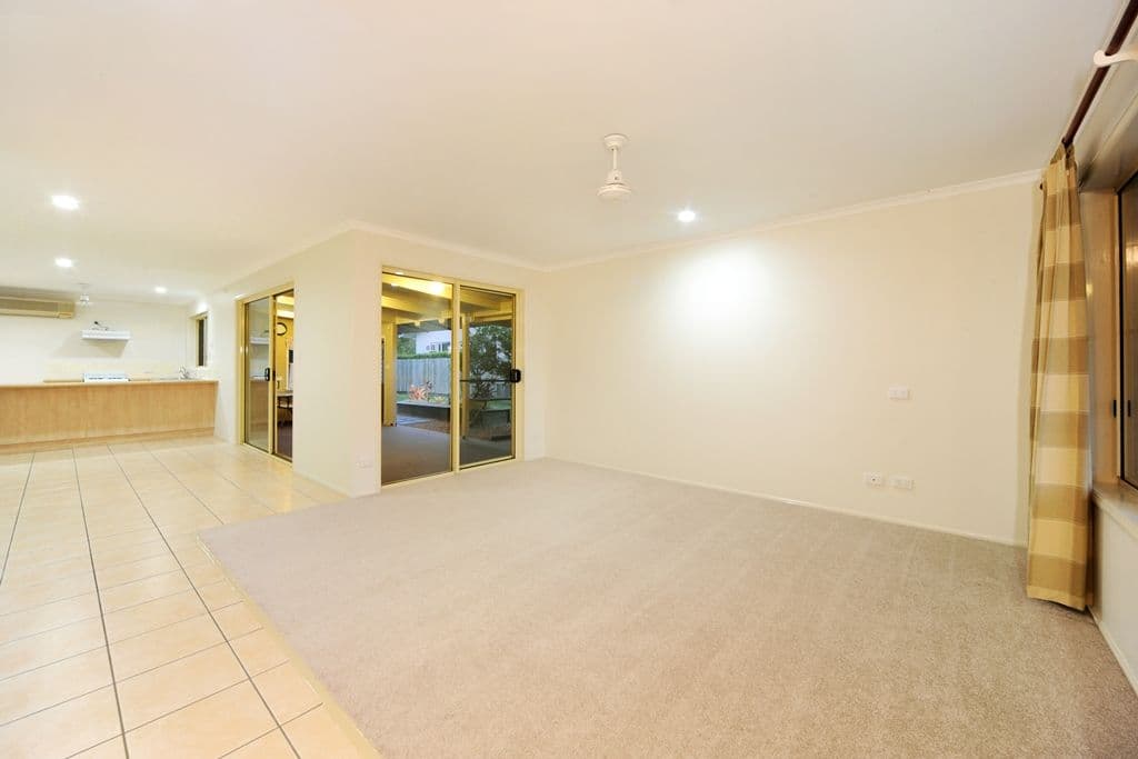 3 Manooka Drive, CANNONVALE QLD 4802, Cannonvale - Thumbnail 5