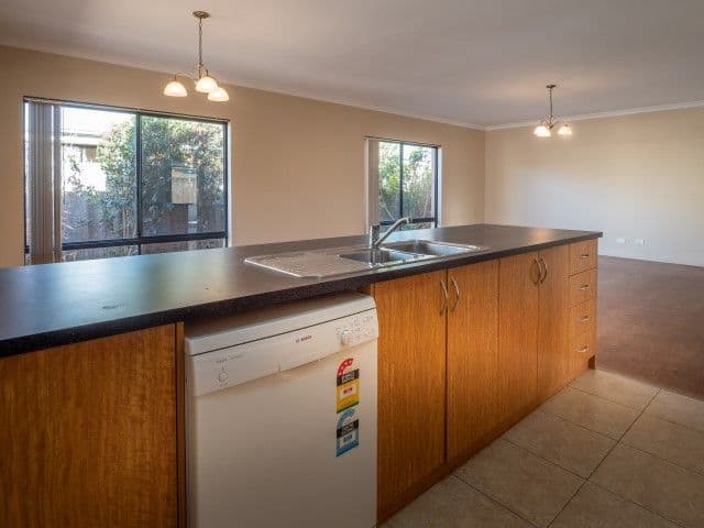 8 Songbird Link, Harrisdale WA 6112, Harrisdale - Thumbnail 3