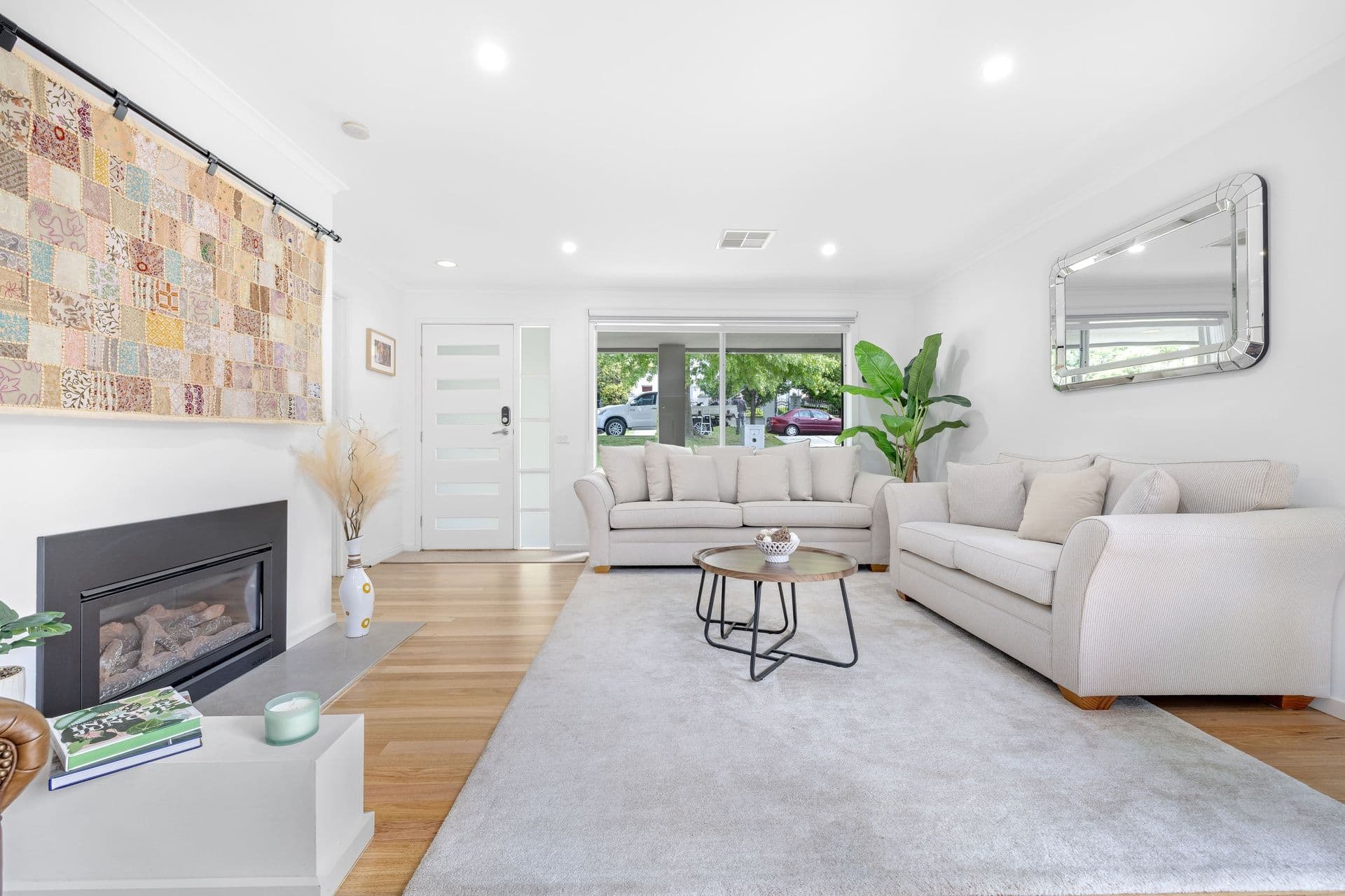 16 Neill Street, Berwick VIC 3806, Berwick - Thumbnail 3