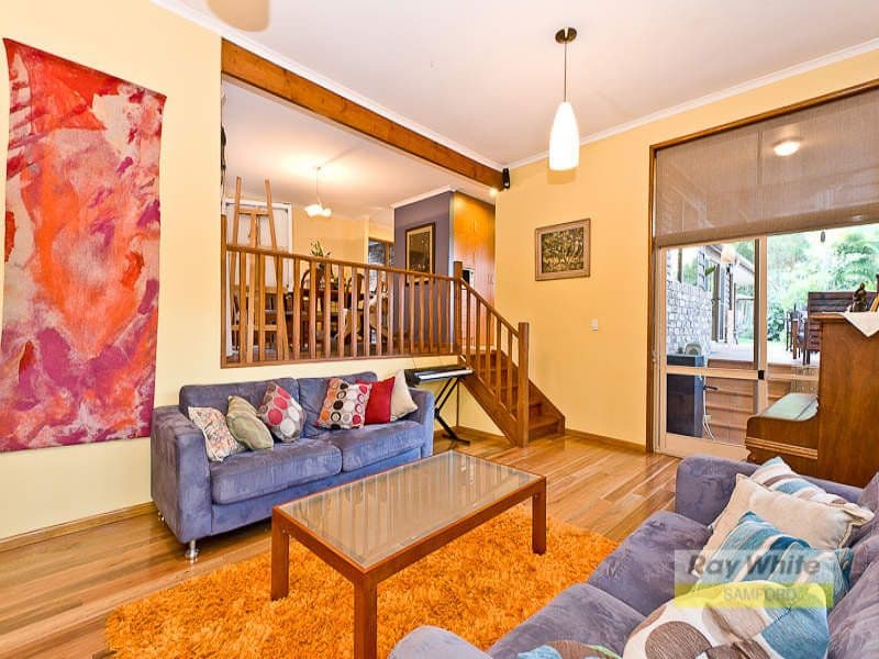 24 McCombe Road, CAMP MOUNTAIN QLD 4520, Camp Mountain - Thumbnail 5