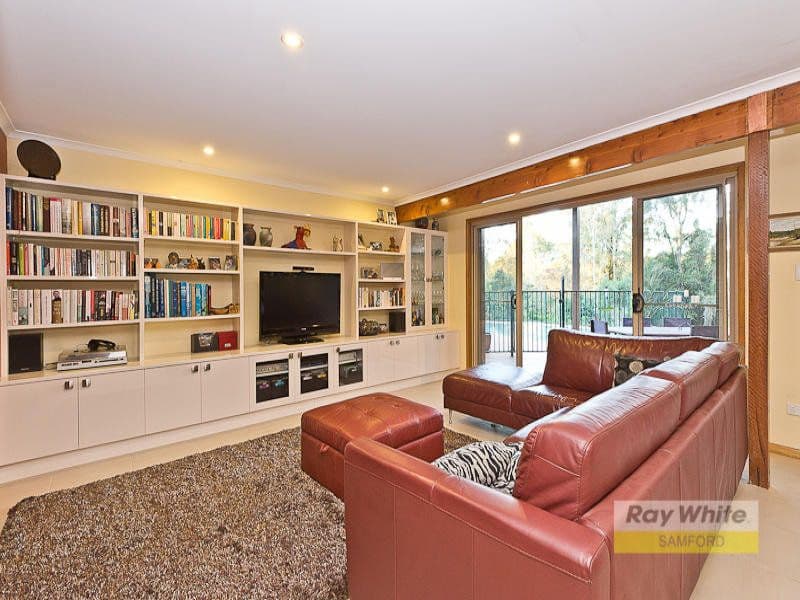 24 McCombe Road, CAMP MOUNTAIN QLD 4520, Camp Mountain - Thumbnail 6
