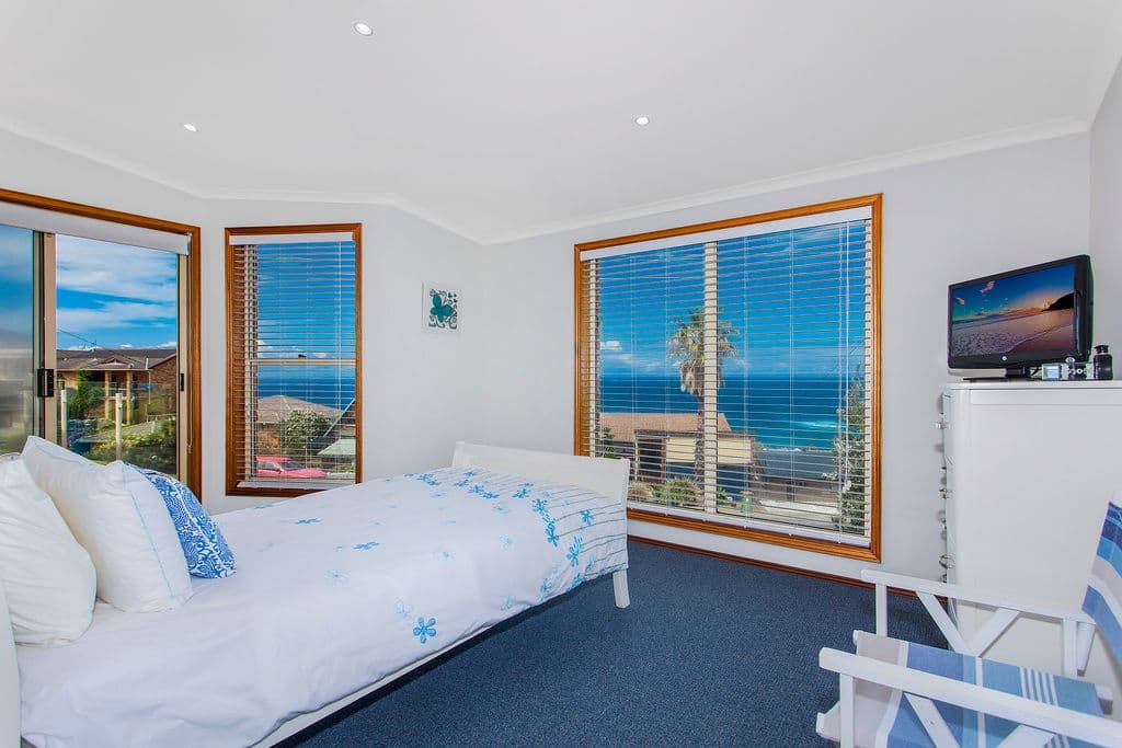 6 North Scenic Road, Forresters Beach - Thumbnail 4
