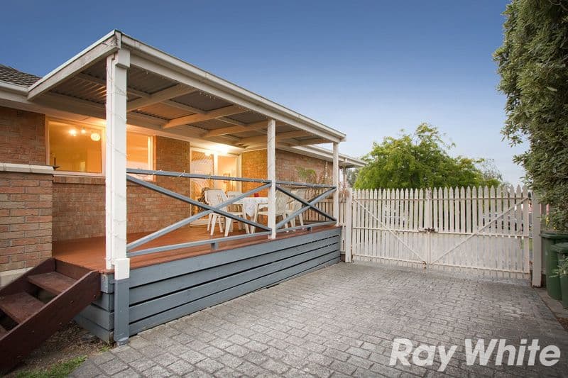 3 Kate Court, Pakenham VIC 3810, Pakenham - Thumbnail 2