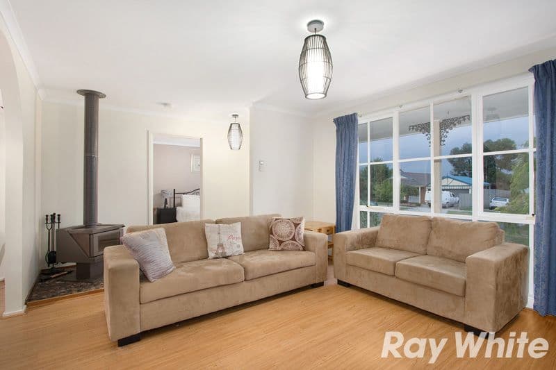 3 Kate Court, Pakenham VIC 3810, Pakenham - Thumbnail 4