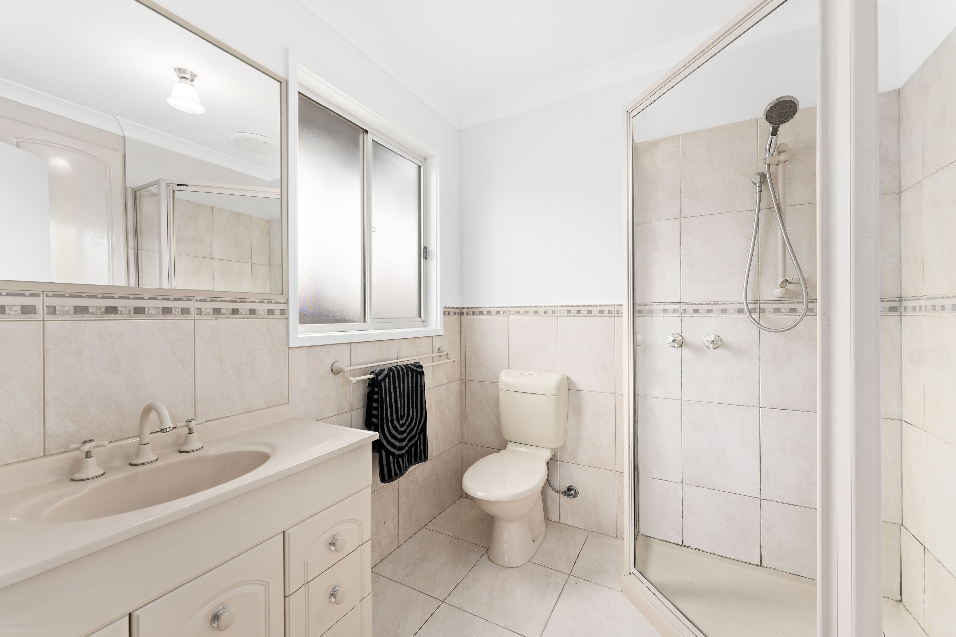180 O'Shanassy Street, Sunbury VIC 3429, Sunbury - Thumbnail 7