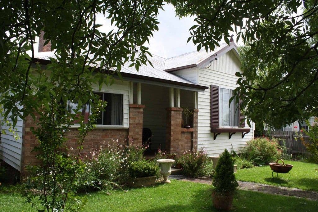 33 Margaret, GLEN INNES NSW 2370, Glen Innes - Image 1