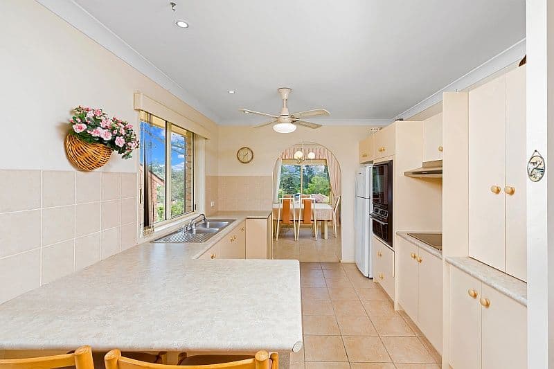 4 Haigh Close, BERKELEY VALE NSW 2261, Berkeley Vale - Thumbnail 2