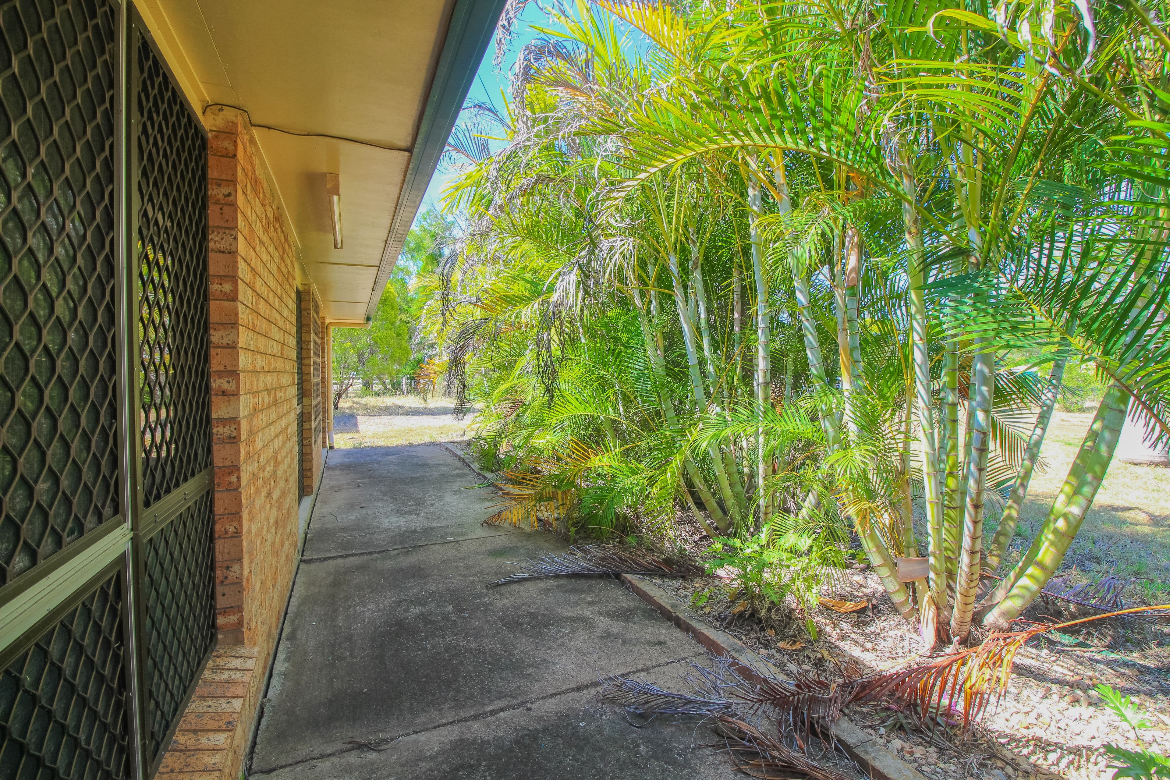 2 Tarana Avenue, Thagoona QLD 4306, Thagoona - Thumbnail 2