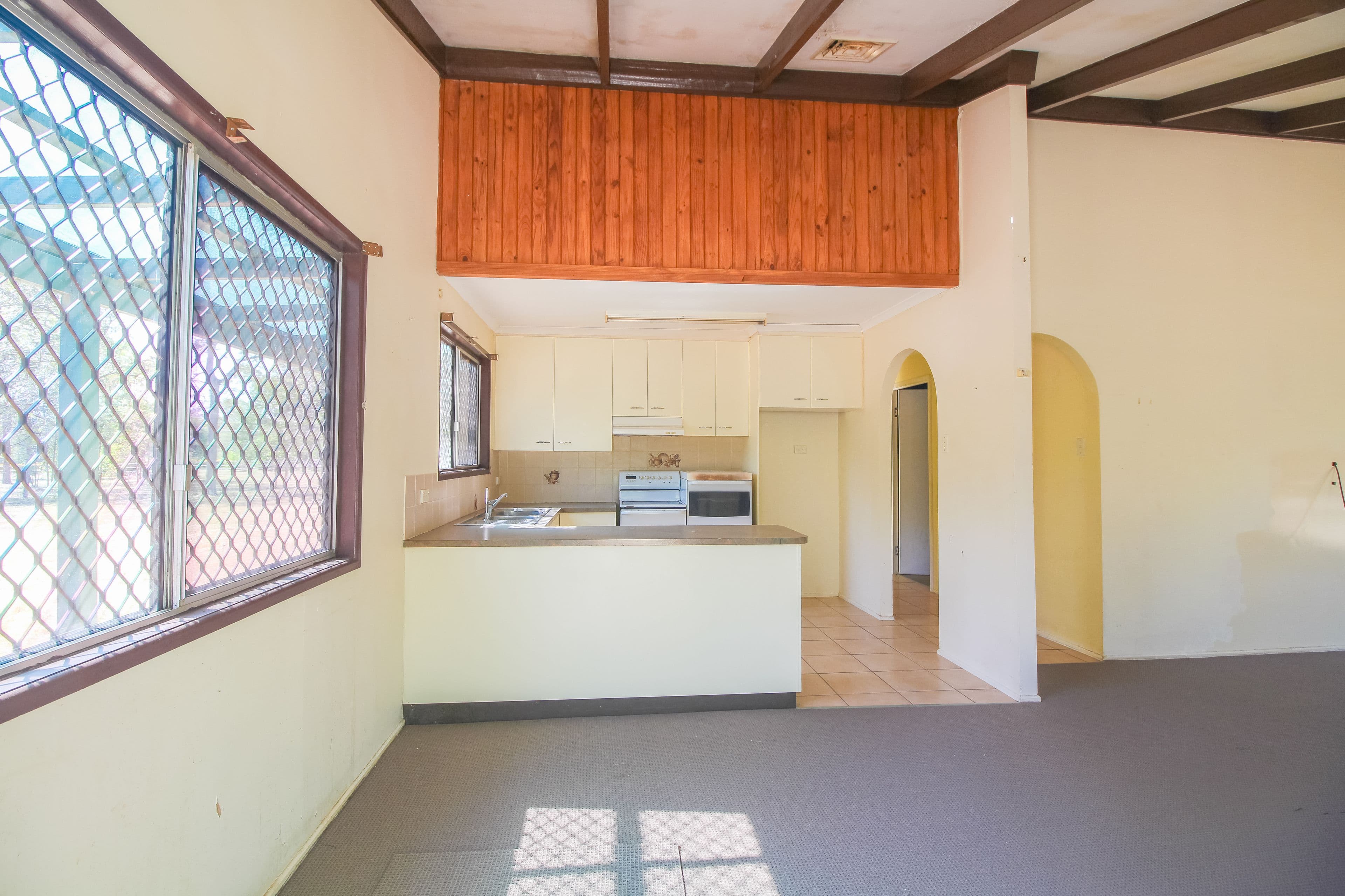 2 Tarana Avenue, Thagoona QLD 4306, Thagoona - Thumbnail 5