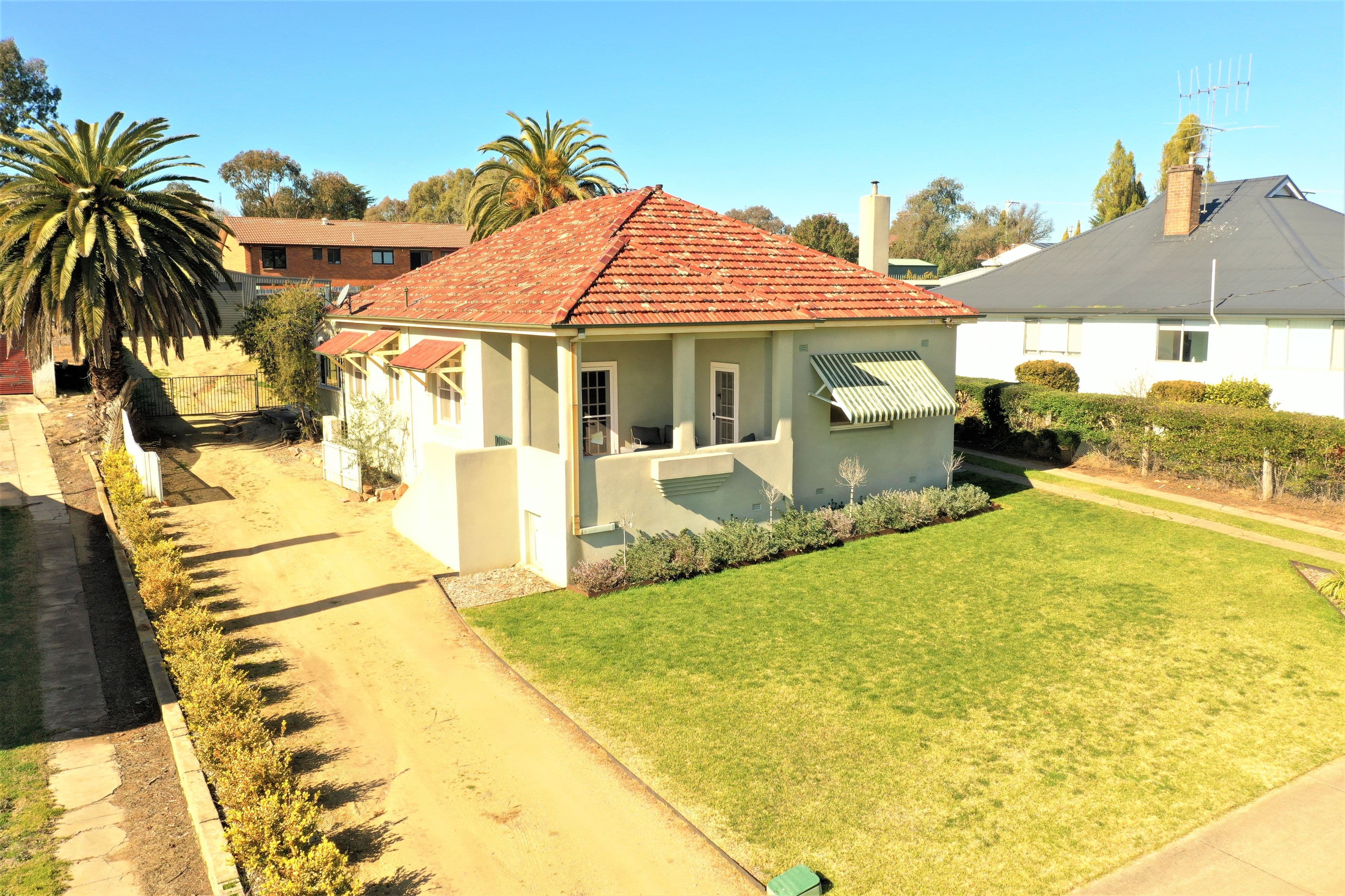 30 McLerie Street, Young NSW 2594, Young - Thumbnail 2