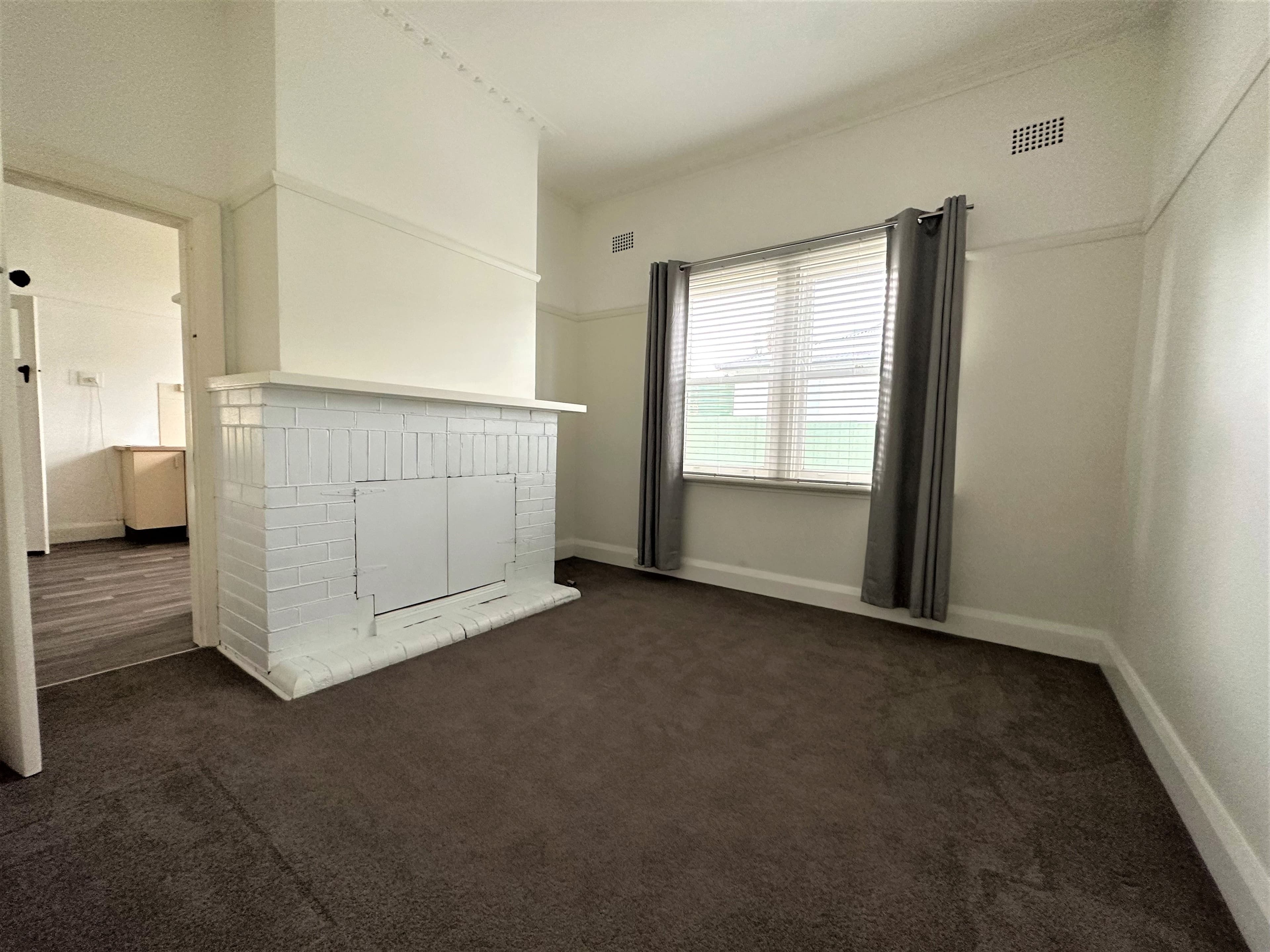 30 McLerie Street, Young NSW 2594, Young - Thumbnail 8