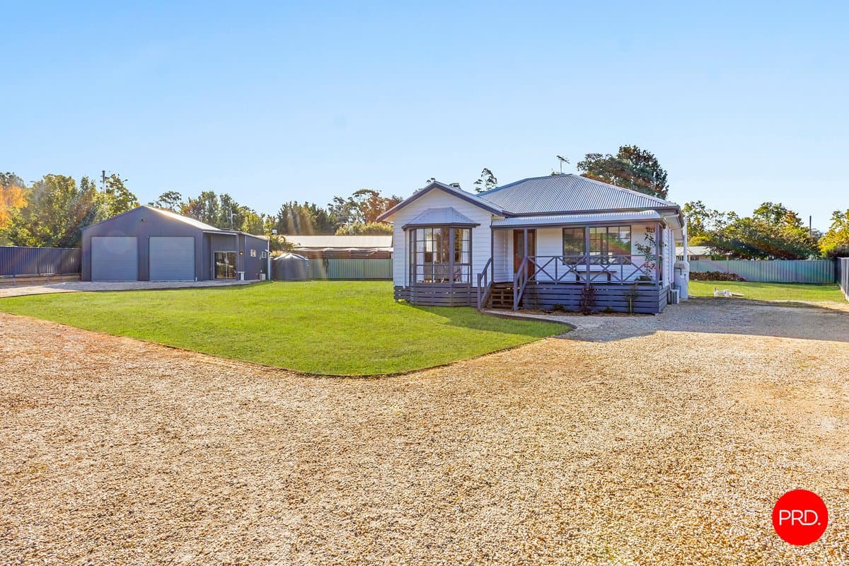36 Roderick Street, TARADALE VIC 3447, Taradale - Image 1