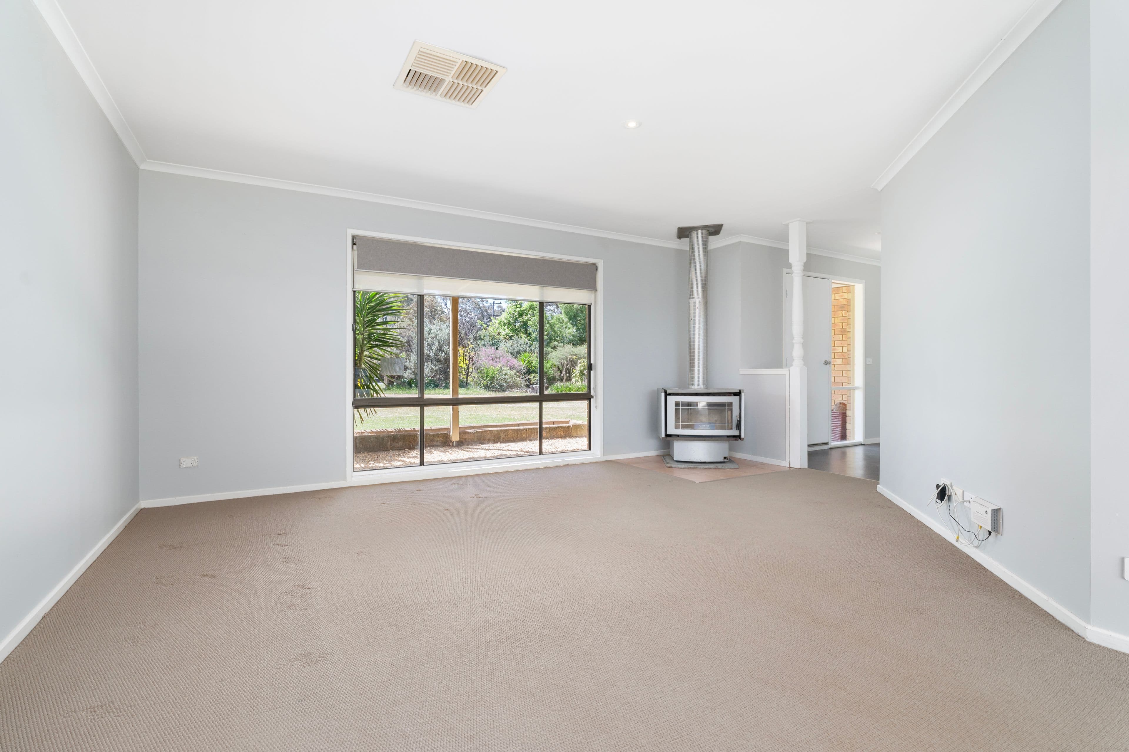 61 Howlong Burrumbuttock Road, Burrumbuttock NSW 2642, Burrumbuttock - Thumbnail 6