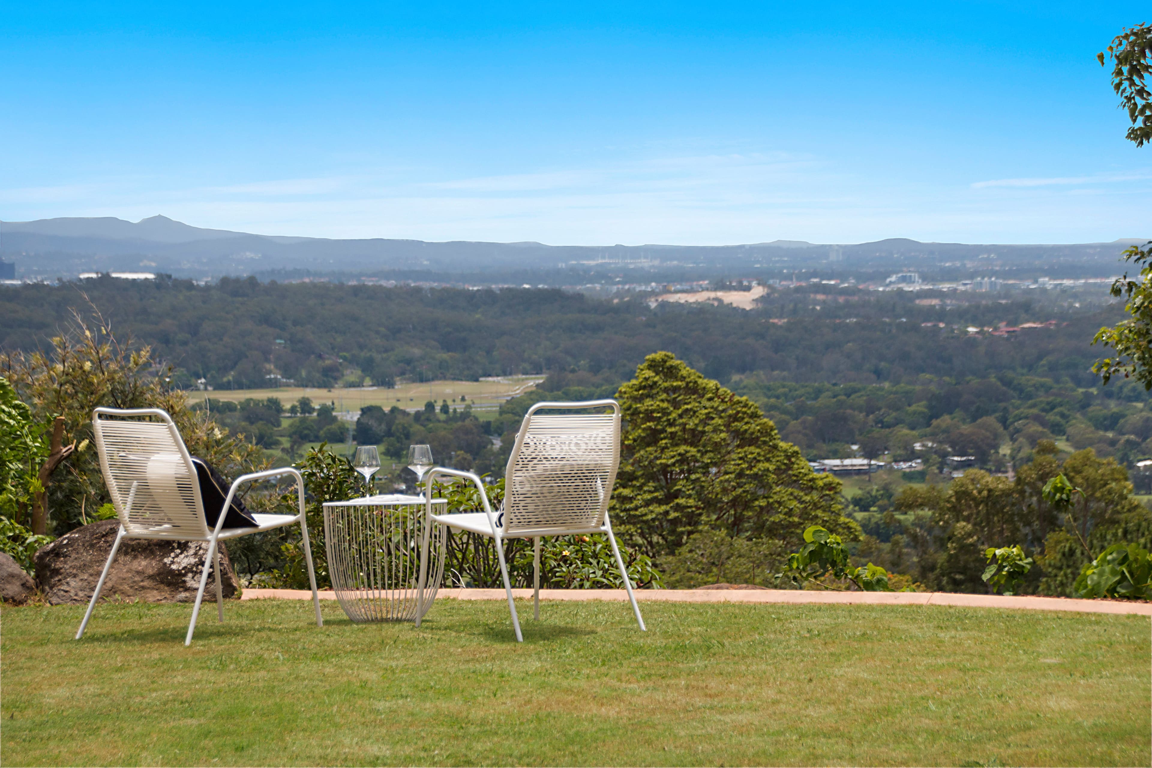 13 Westminster Boulevard, Elanora QLD 4221, Elanora - Thumbnail 2