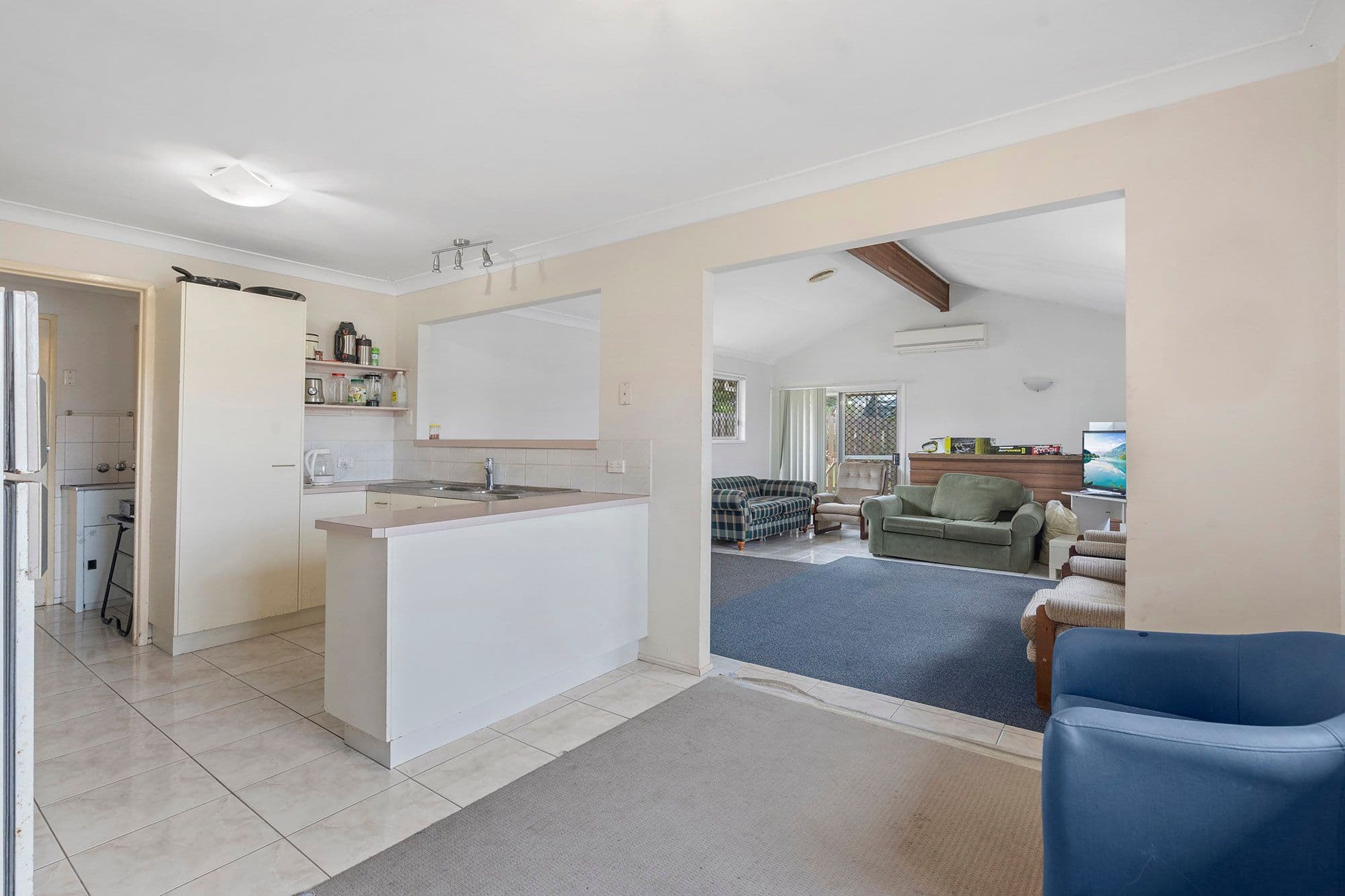 20 Minoa Street, Woodridge QLD 4114, Woodridge - Thumbnail 3