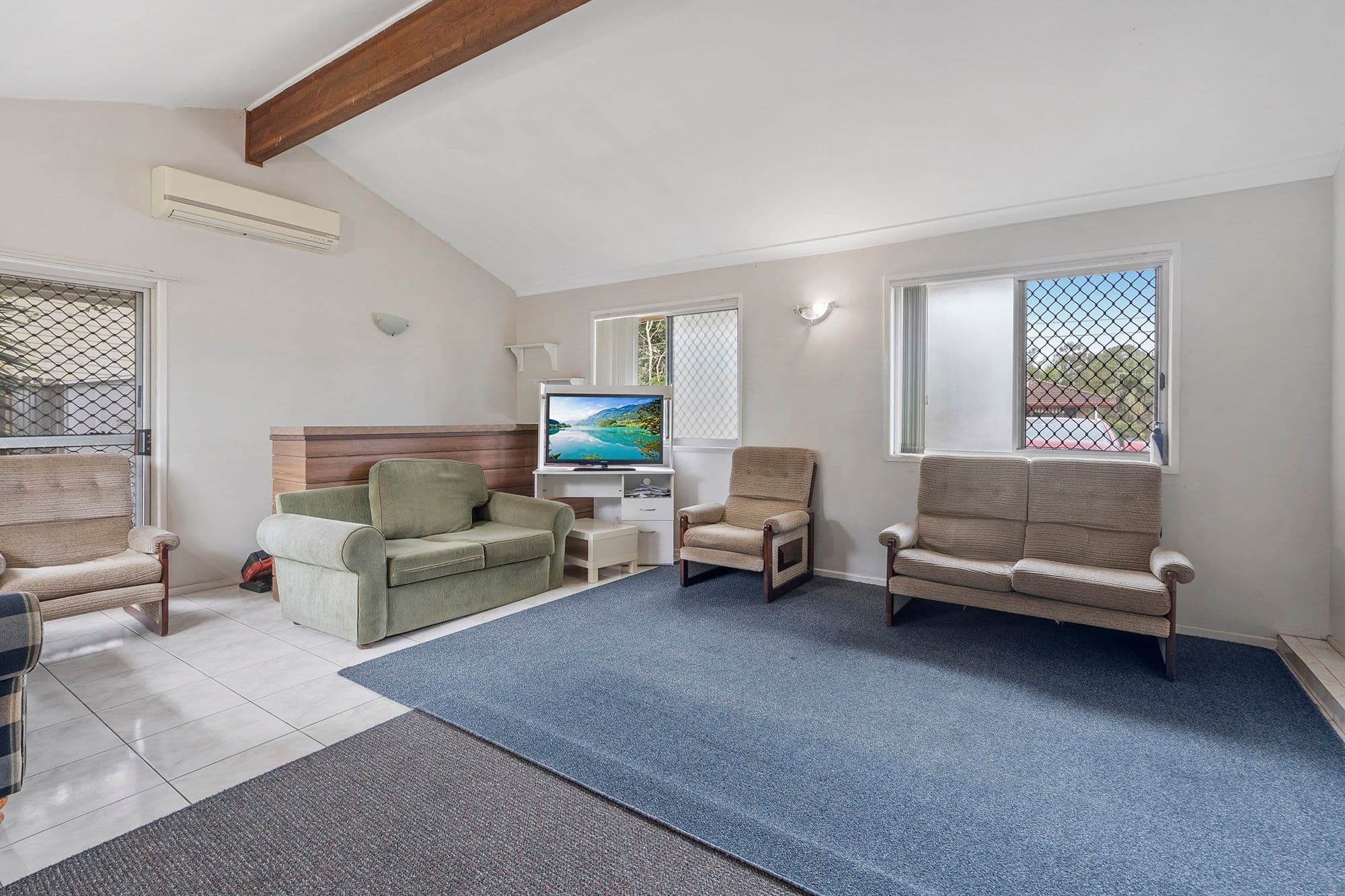 20 Minoa Street, Woodridge QLD 4114, Woodridge - Thumbnail 4