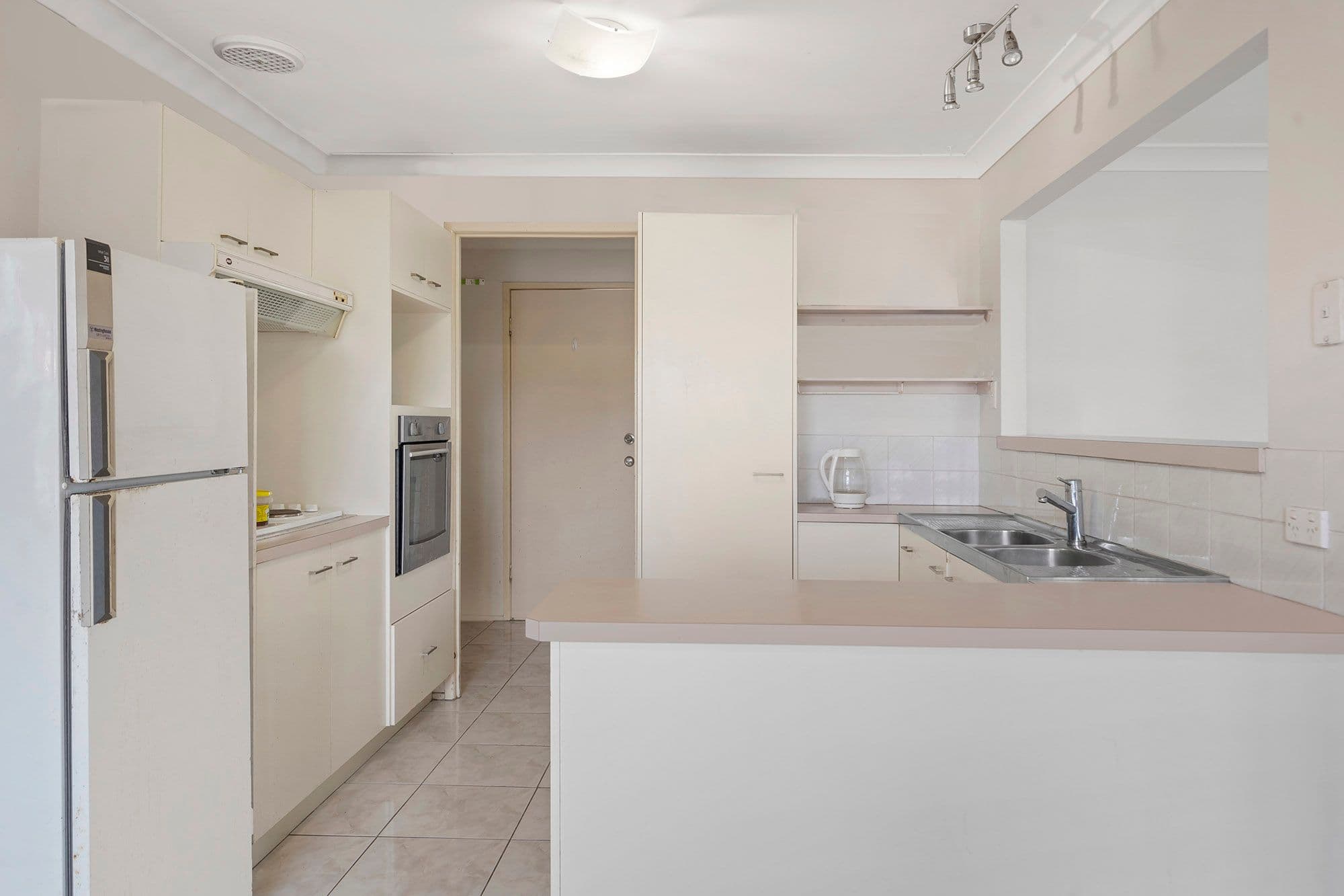 20 Minoa Street, Woodridge QLD 4114, Woodridge - Thumbnail 5
