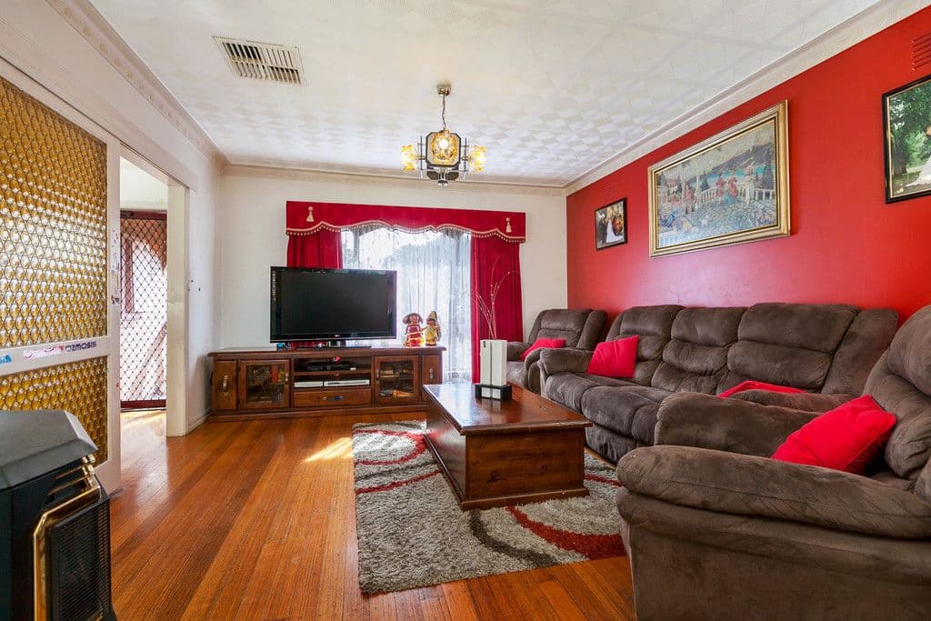 6 Sherwood Drive, THOMASTOWN VIC 3074, Thomastown - Thumbnail 5