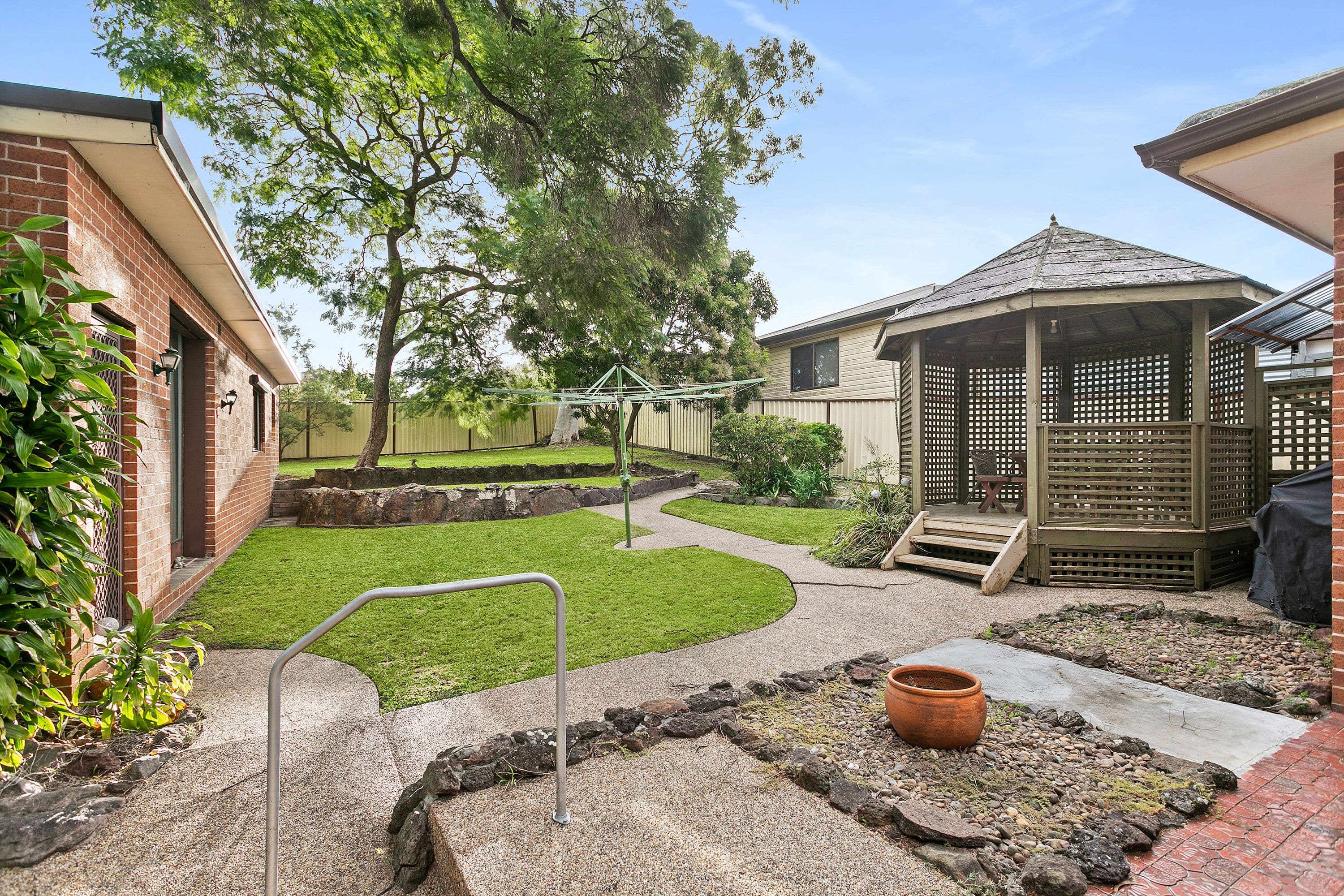 61 Ogilvy Street, Peakhurst NSW 2210, Peakhurst - Thumbnail 2