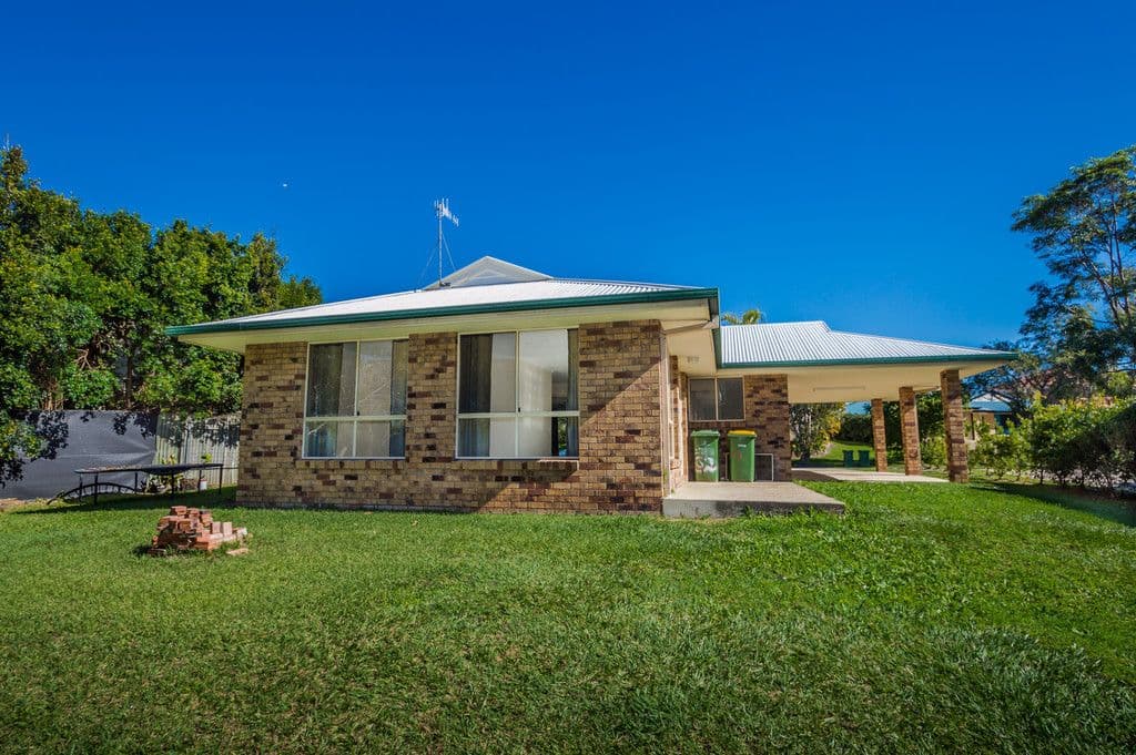 35 Hooper Crescent, Tewantin QLD 4565, Tewantin - Thumbnail 3