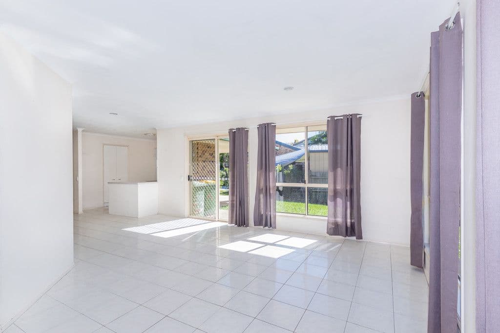 35 Hooper Crescent, Tewantin QLD 4565, Tewantin - Thumbnail 6