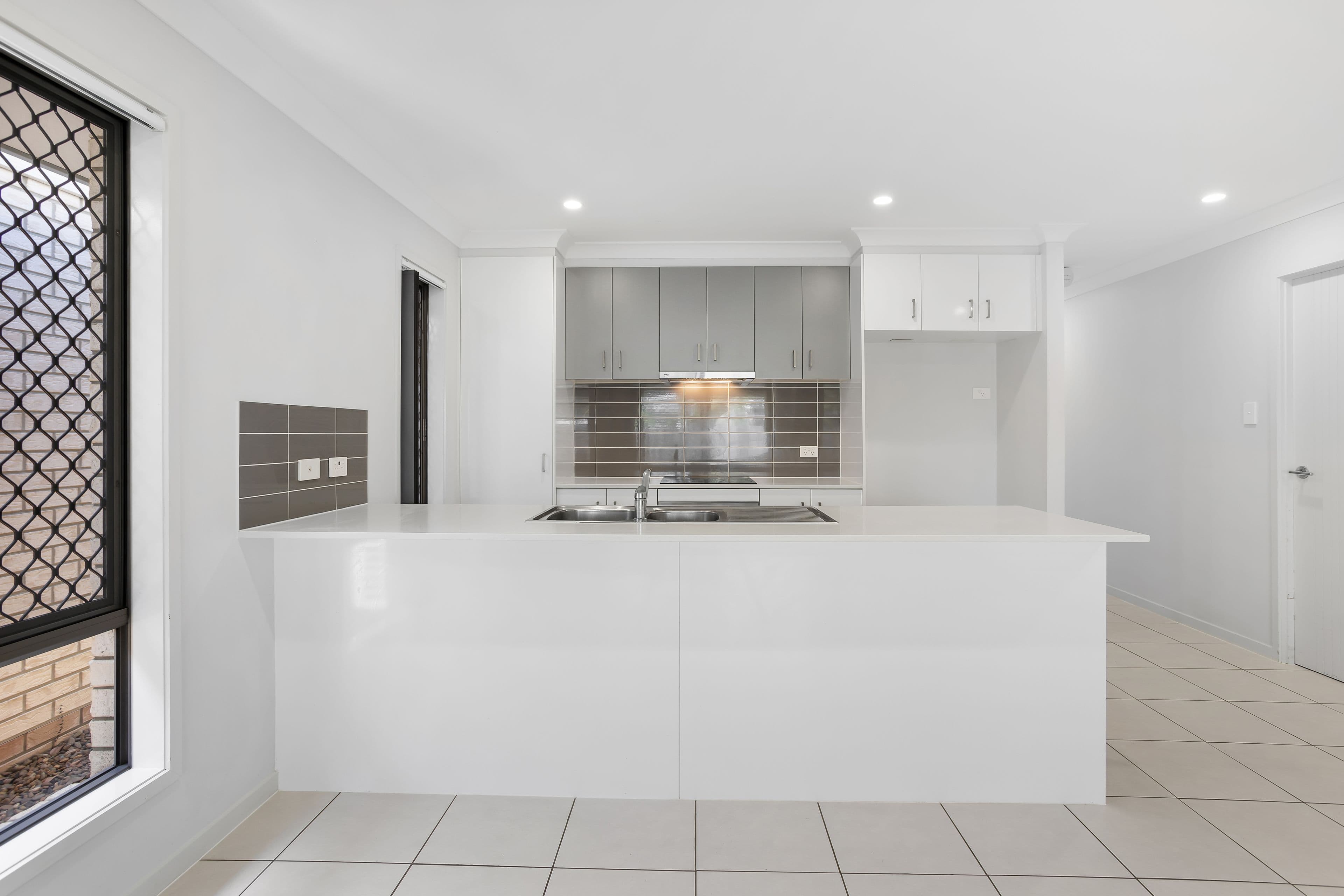 12 Vernon Court, Mango Hill QLD 4509, Mango Hill - Thumbnail 2
