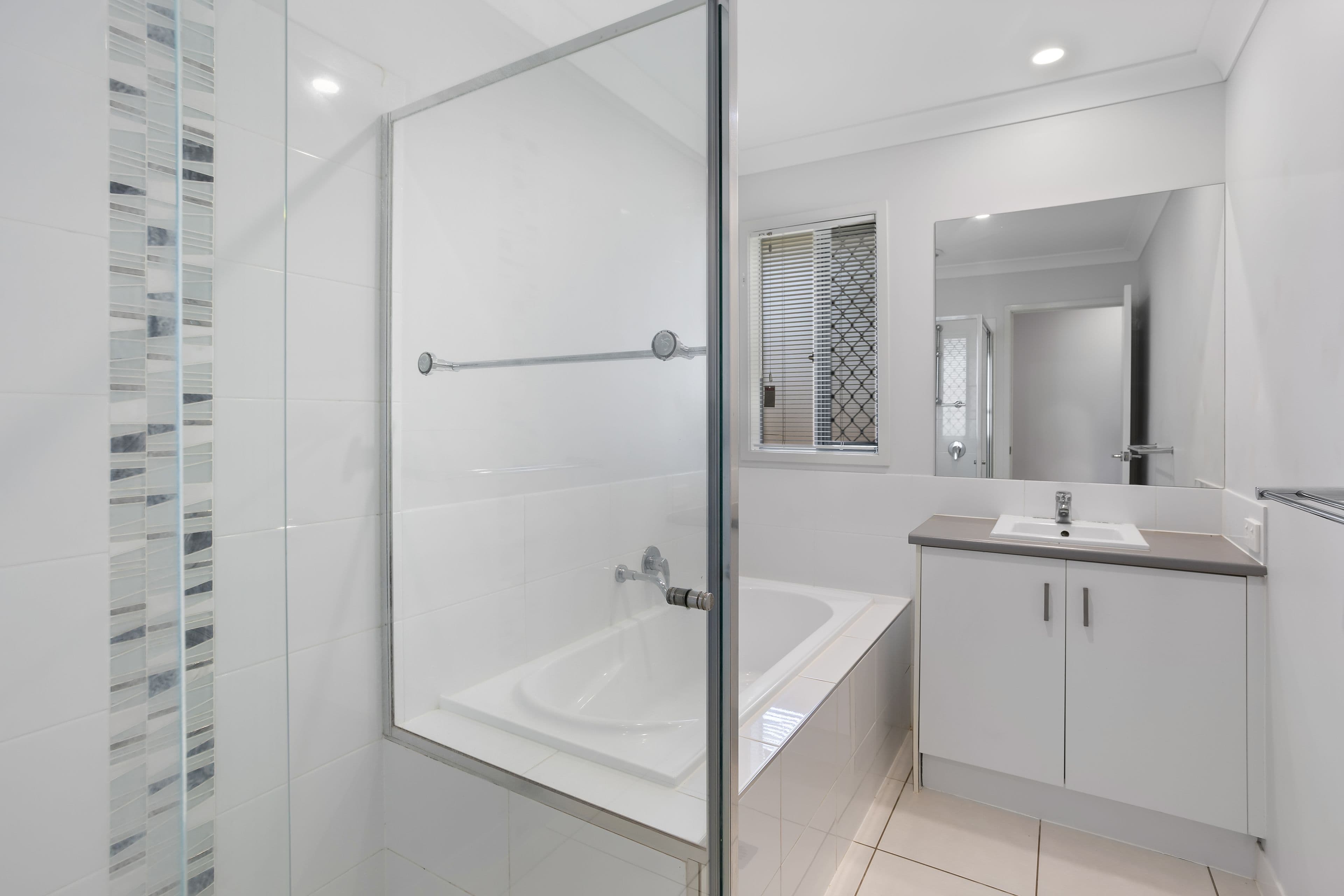 12 Vernon Court, Mango Hill QLD 4509, Mango Hill - Thumbnail 6