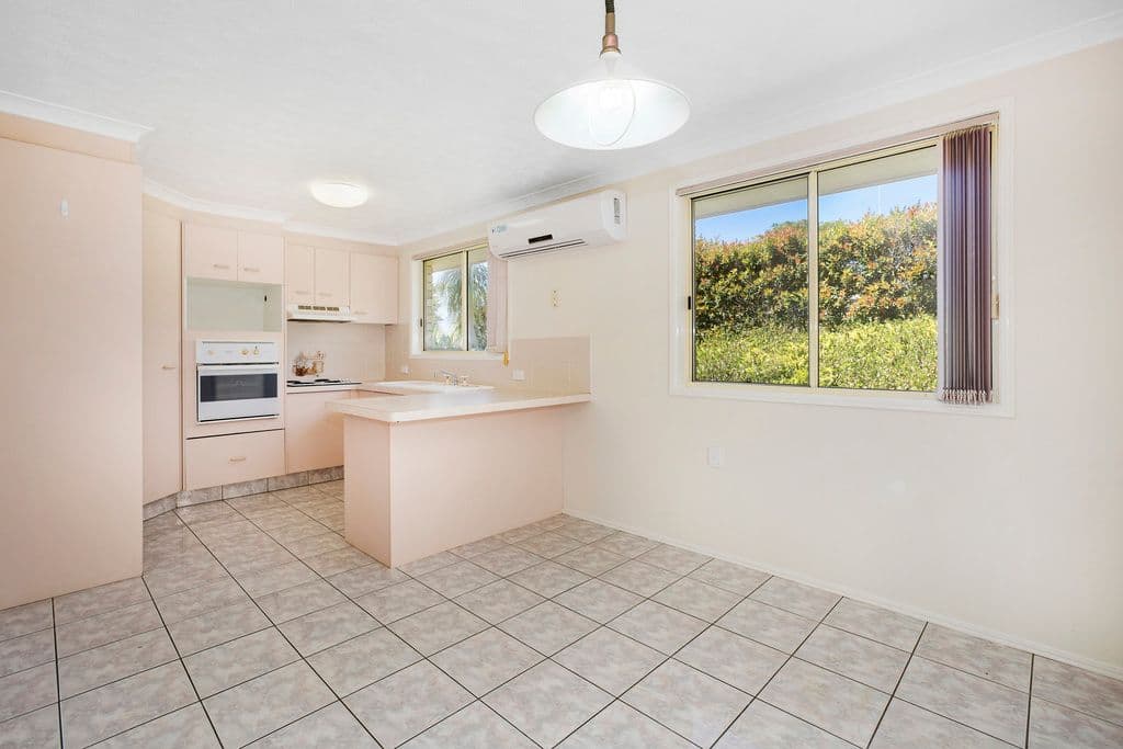 11 Tralee Drive, Banora Point - Thumbnail 7