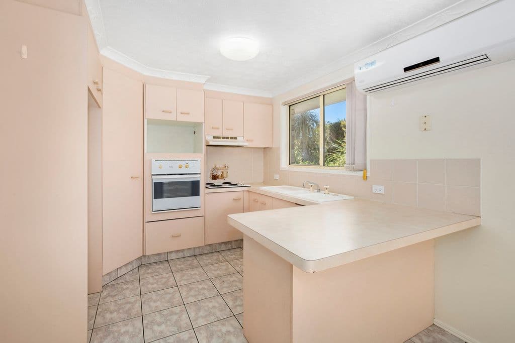 11 Tralee Drive, Banora Point - Thumbnail 8
