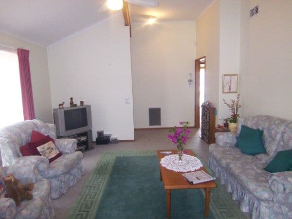 4 Edenbridge Court, CARRUM DOWNS VIC 3201, Carrum Downs - Thumbnail 3