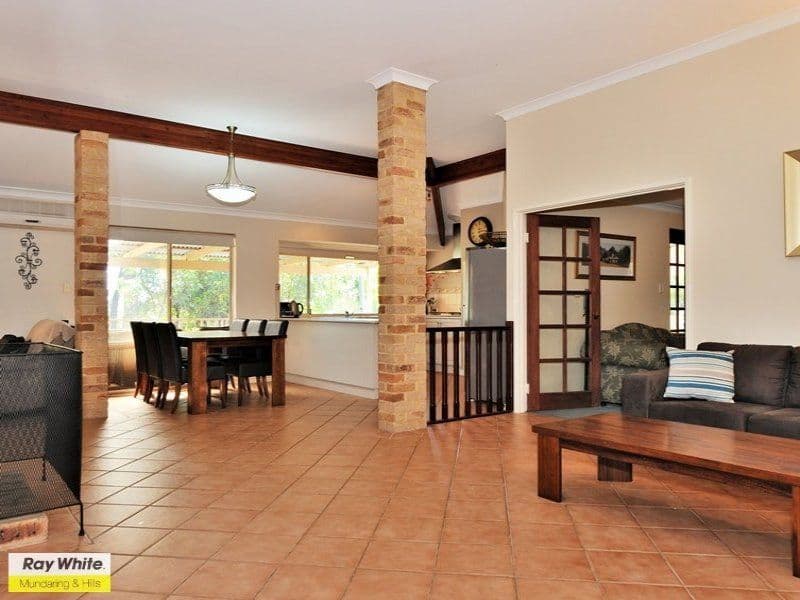 5 Clipson Crescent, MUNDARING WA 6073, Mundaring - Thumbnail 7