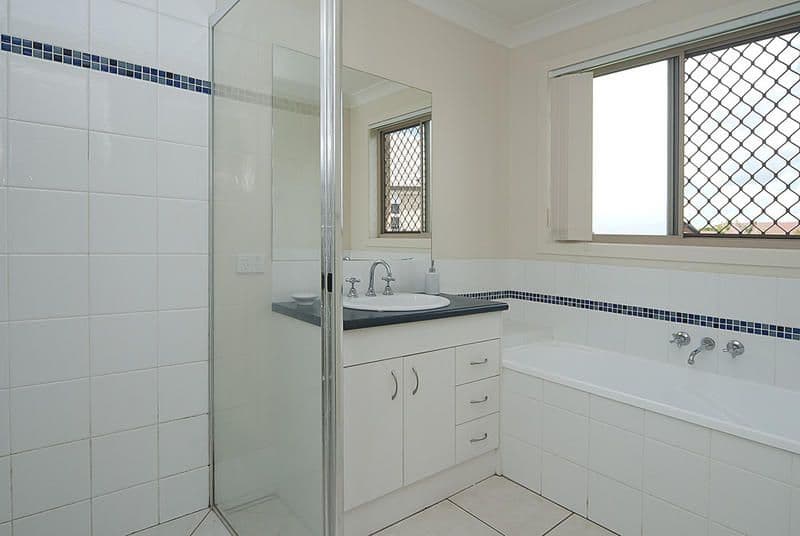 23 Lakeview Drive, LOGANLEA QLD 4131, Loganlea - Thumbnail 8