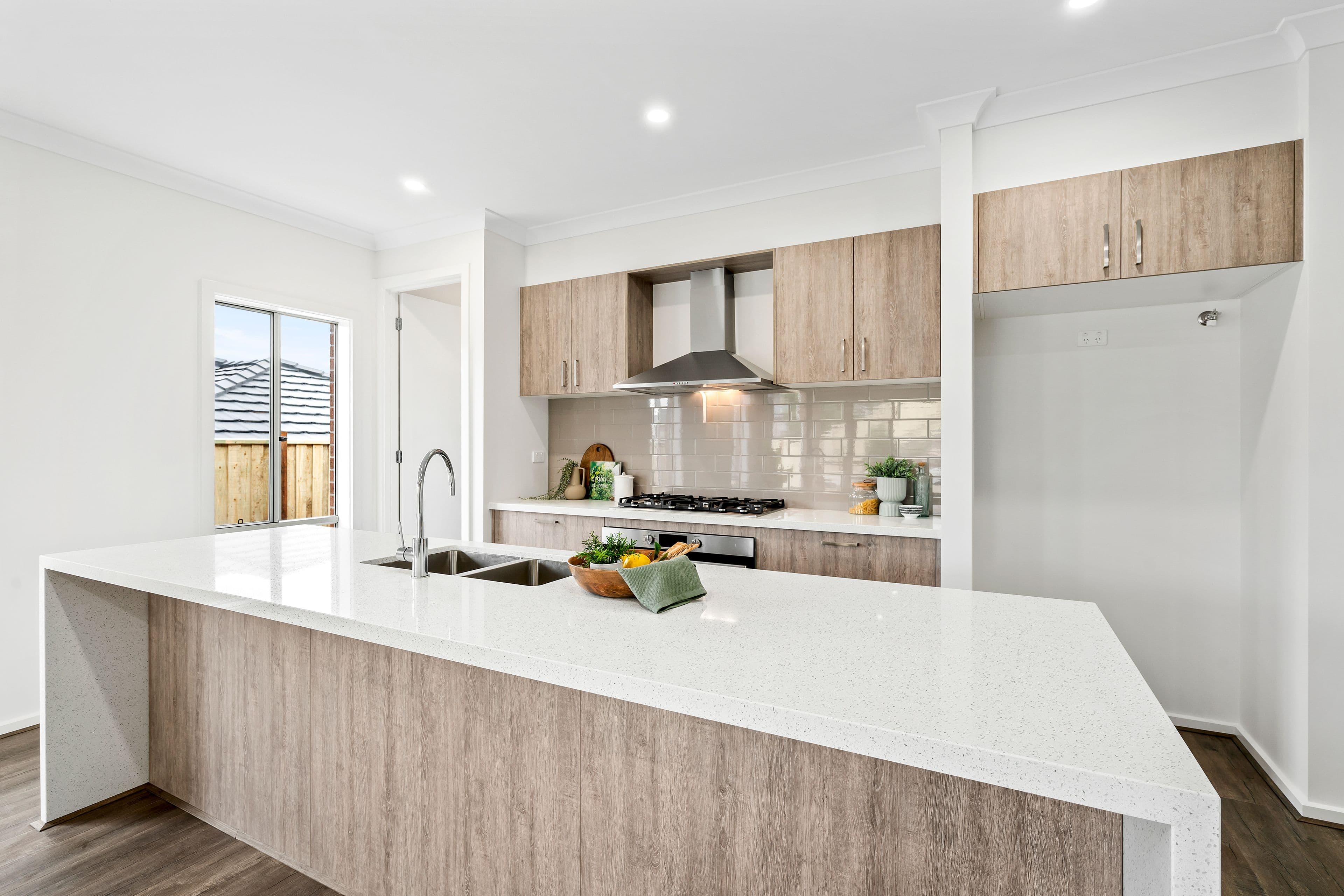 9 Olivia Street, Sunbury VIC 3429, Sunbury - Thumbnail 3