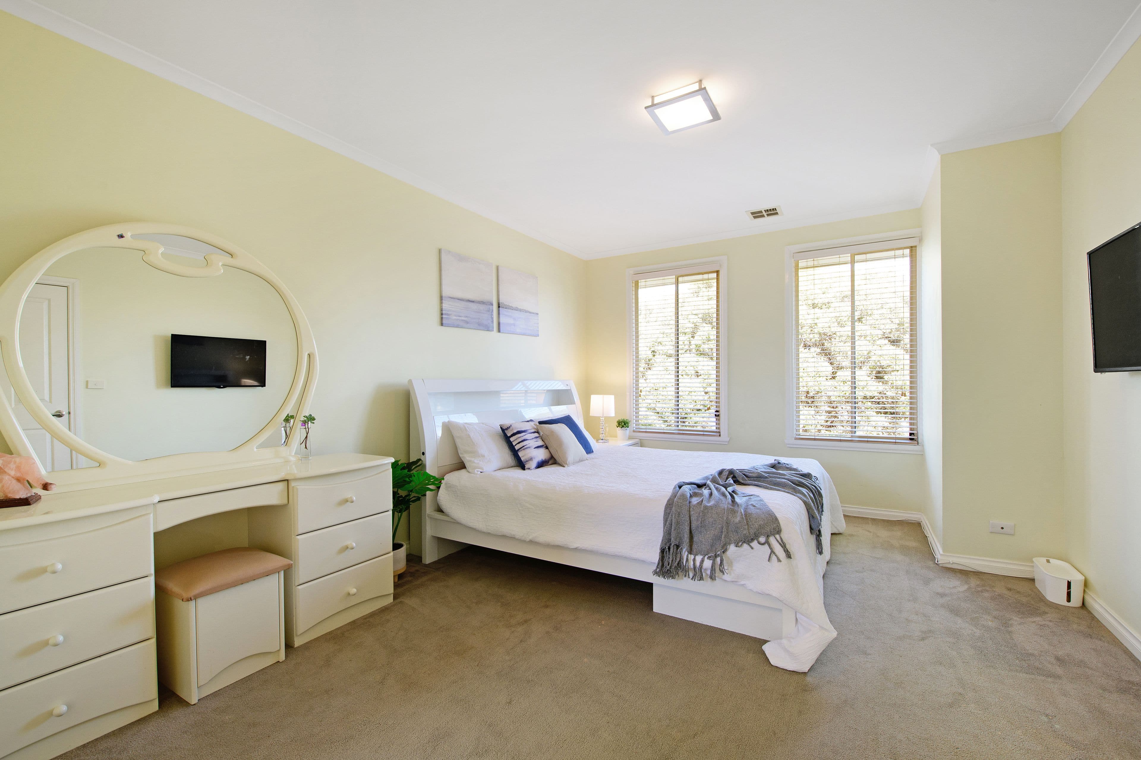 14a Summerhill Road, Reservoir VIC 3073, Reservoir - Thumbnail 7