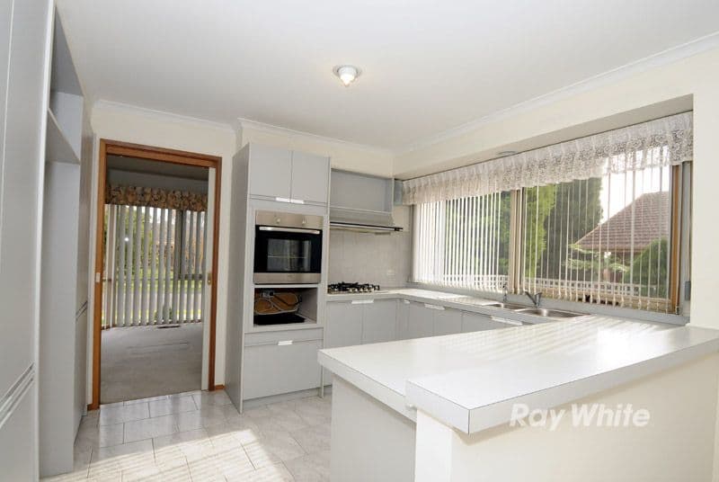 37 Vista Crescent, ROWVILLE VIC 3178, Rowville - Thumbnail 4