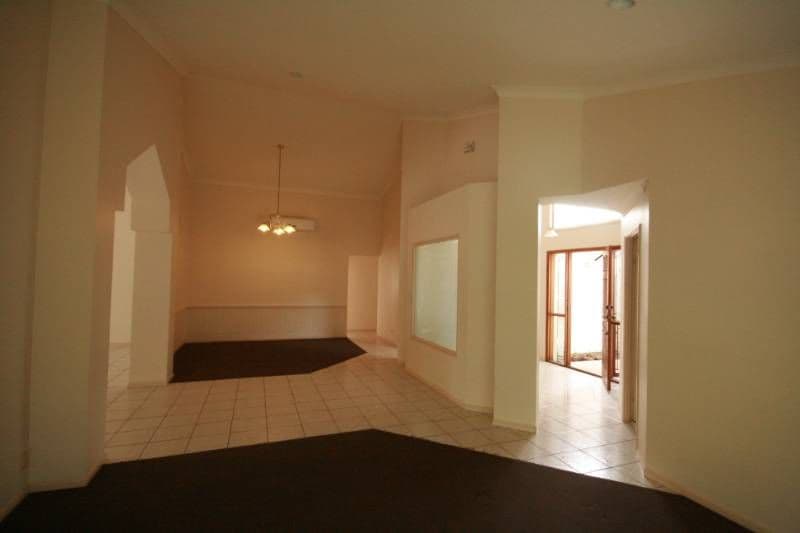 30 Clipper Boulevard, CLEAR ISLAND WATERS QLD 4226, Clear Island Waters - Thumbnail 6
