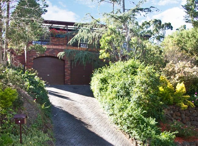 4 Palpera Terrace, GREENSBOROUGH VIC 3088, Greensborough - Image 1