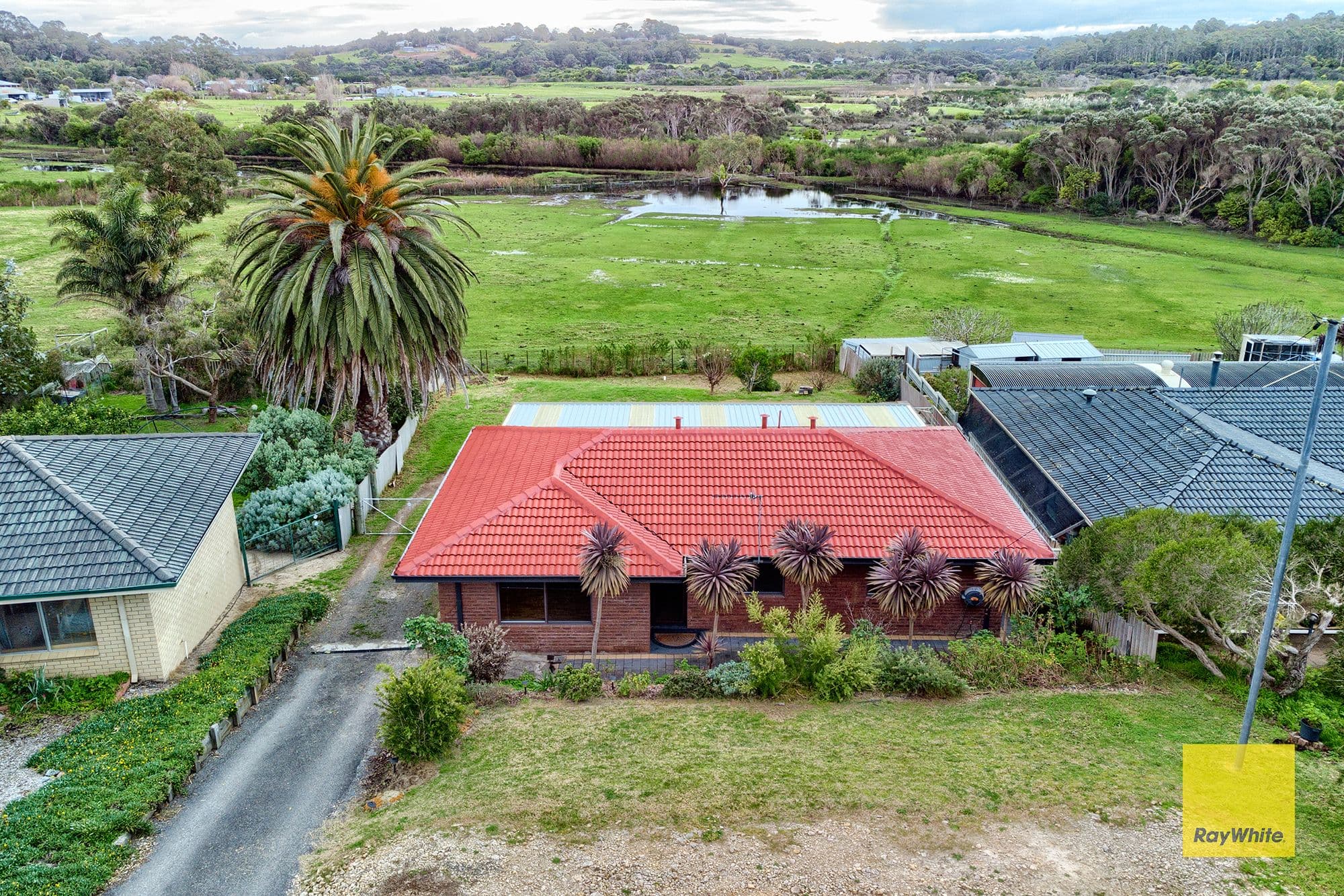 27 Boronia Avenue, Collingwood Heights WA 6330, Collingwood Heights - Thumbnail 3