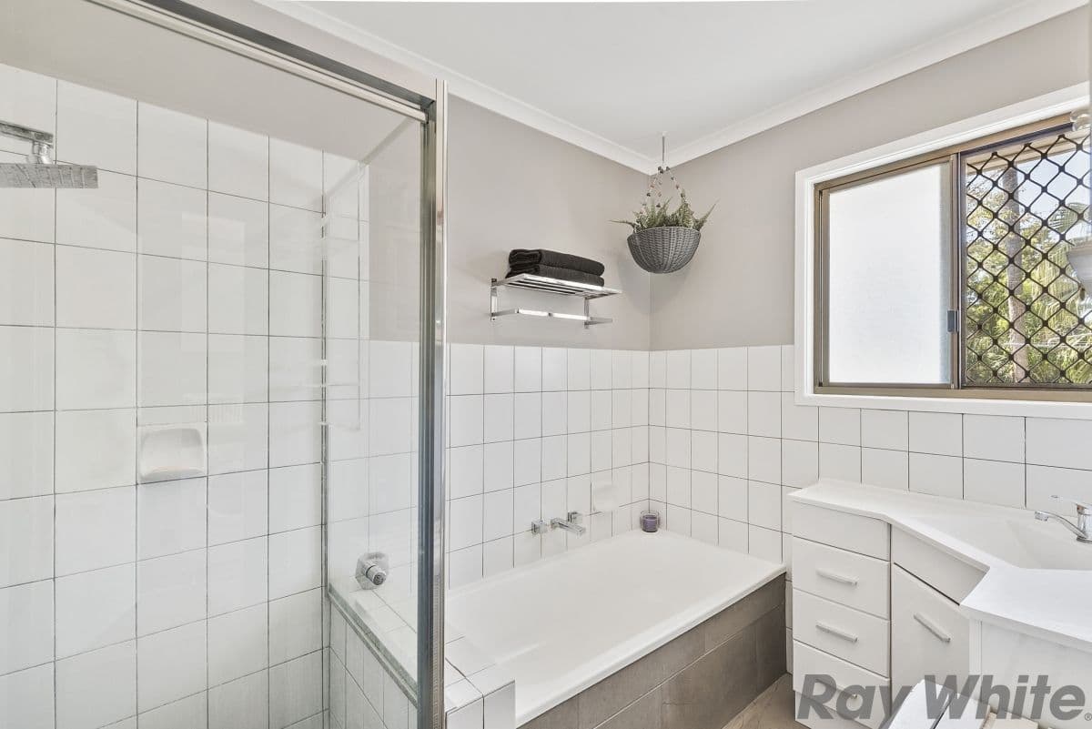 18 Leigh Street, Deception Bay QLD 4508, Deception Bay - Thumbnail 5