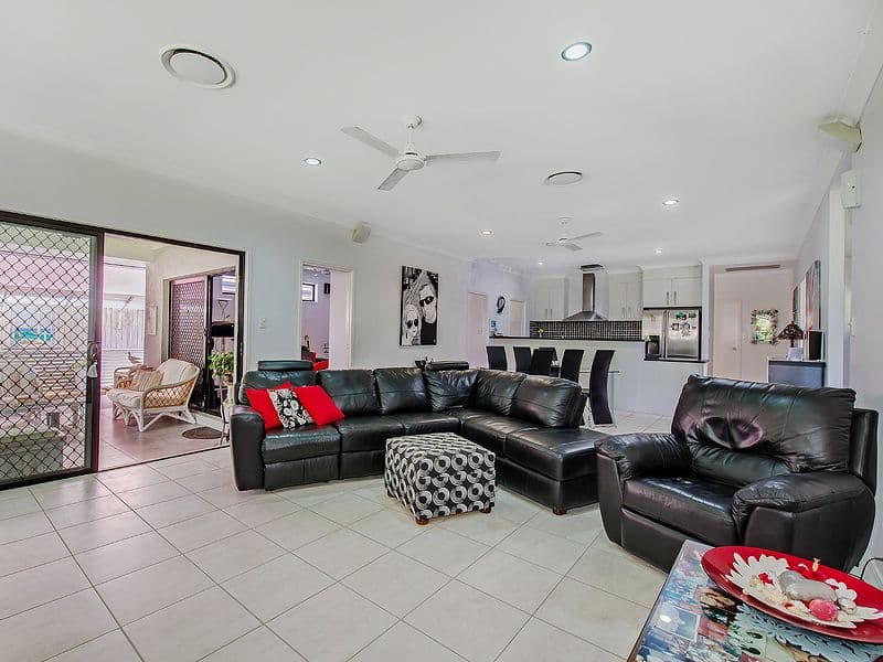10 Gairdner Street, CALOUNDRA WEST QLD 4551, Caloundra West - Thumbnail 2
