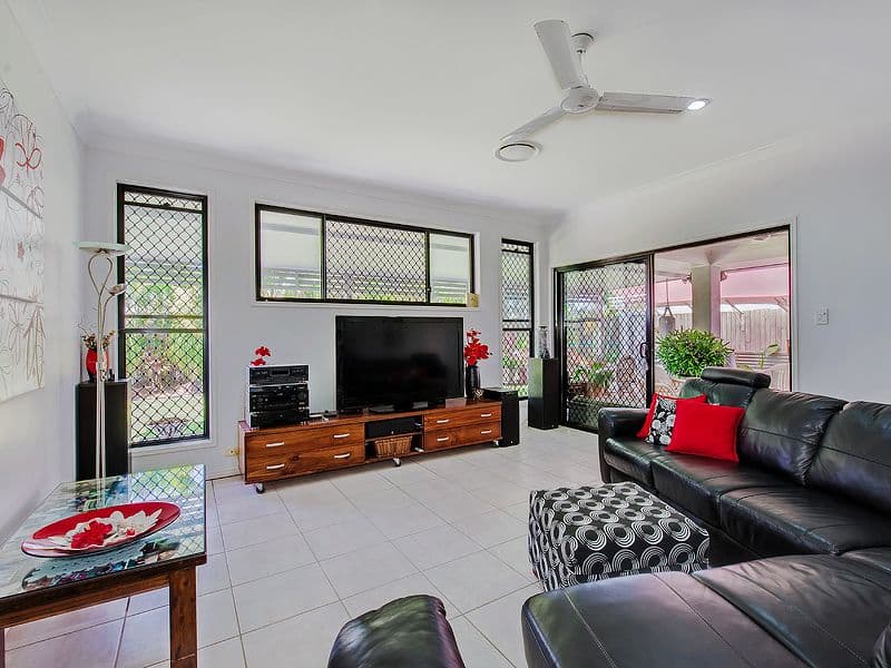 10 Gairdner Street, CALOUNDRA WEST QLD 4551, Caloundra West - Thumbnail 3
