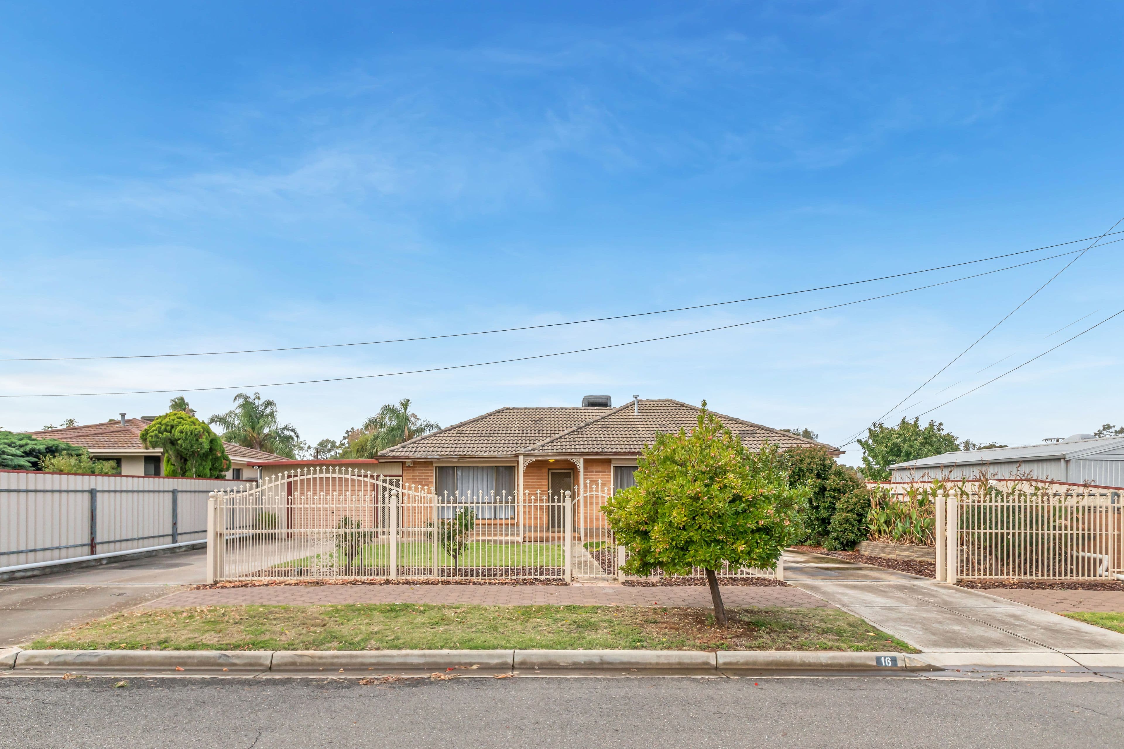 16 Karyn Crescent, Brahma Lodge SA 5109, Brahma Lodge - Image 1
