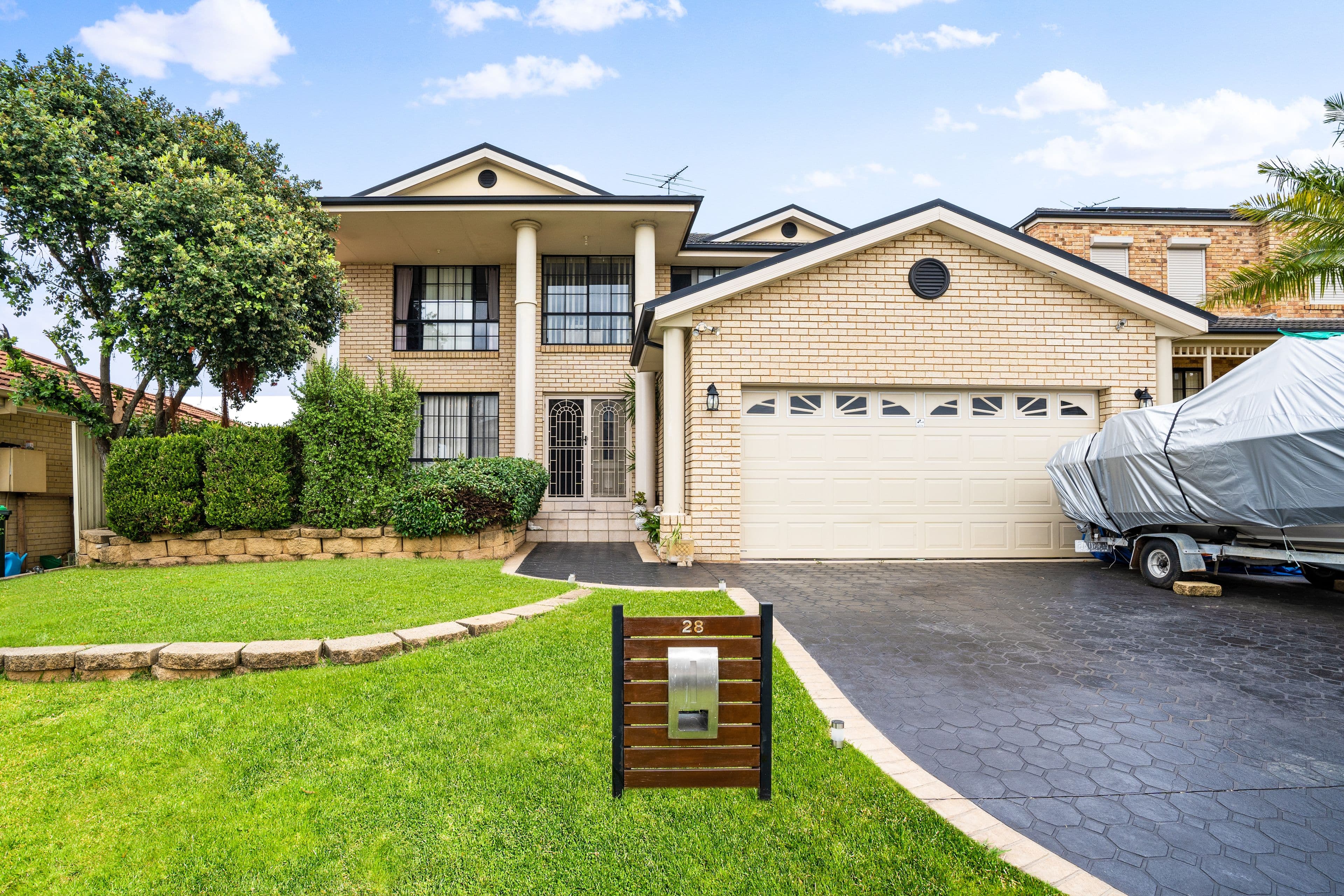 28 Triabunna Avenue, West Hoxton NSW 2171, West Hoxton - Image 1
