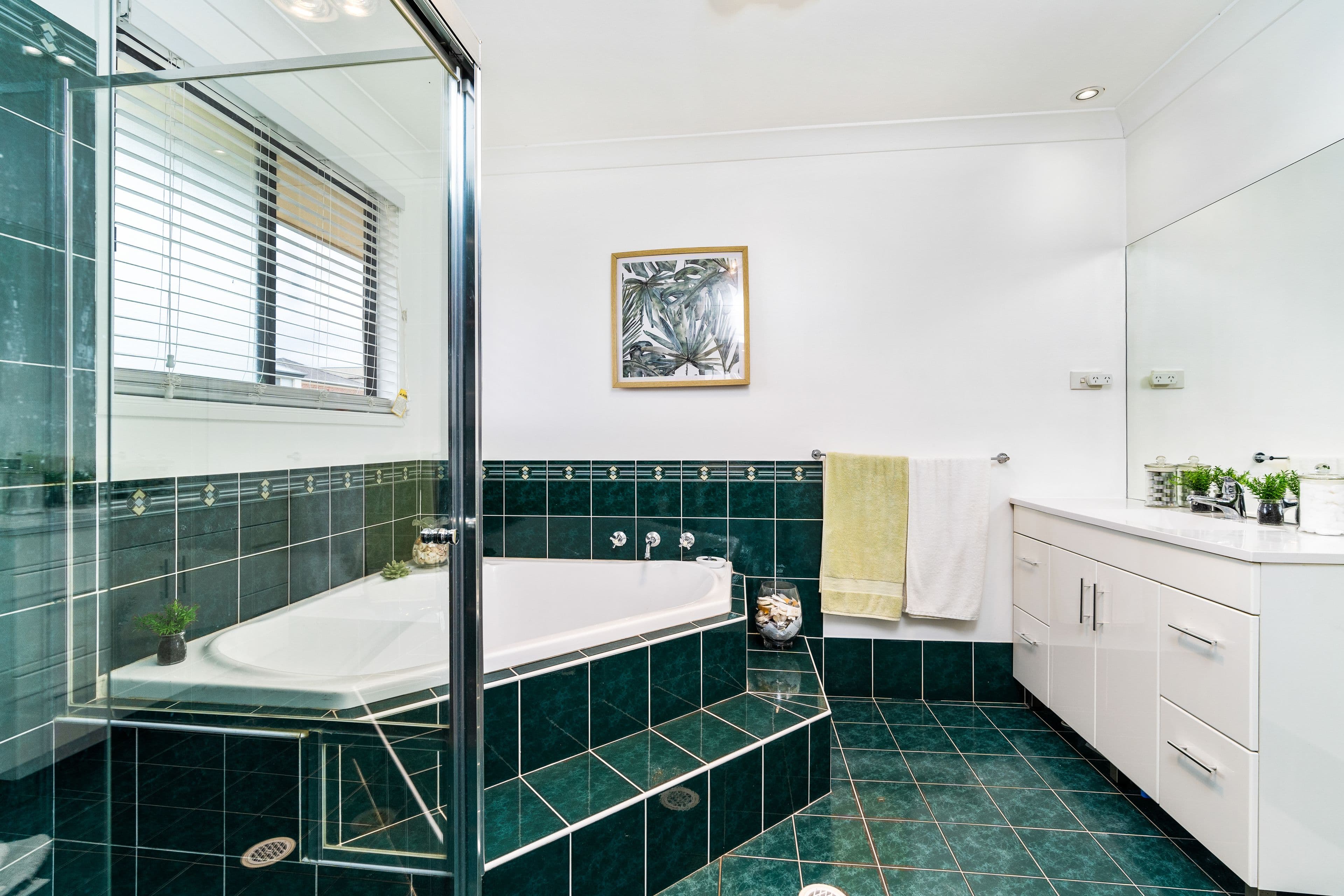 28 Triabunna Avenue, West Hoxton NSW 2171, West Hoxton - Thumbnail 8