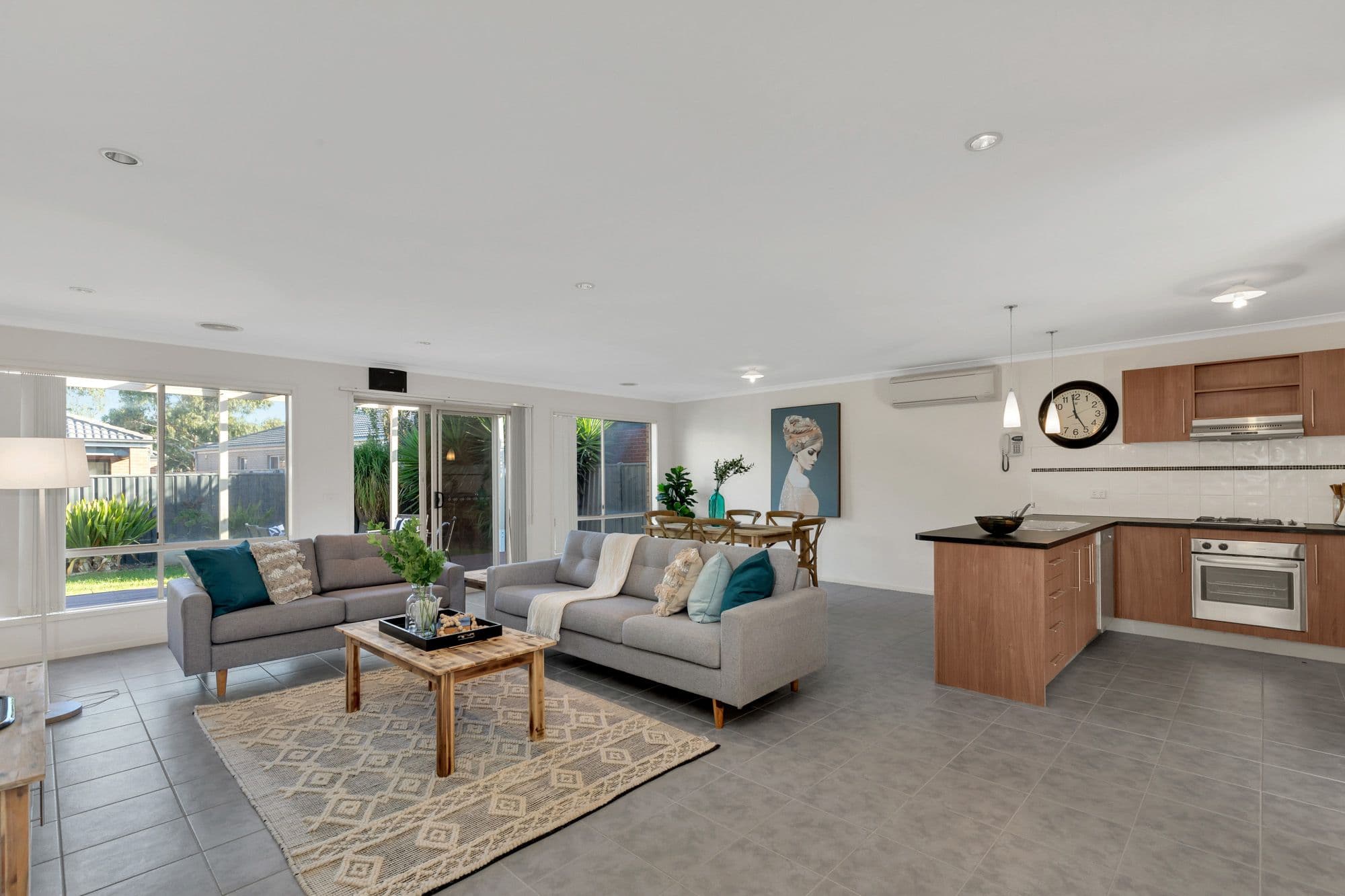 12 Silver Gum Street, MANOR LAKES VIC 3024, Manor Lakes - Thumbnail 4