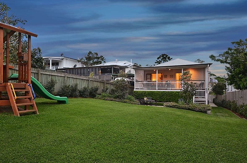 18 Robe Street, NEWMARKET QLD 4051, Newmarket - Thumbnail 2