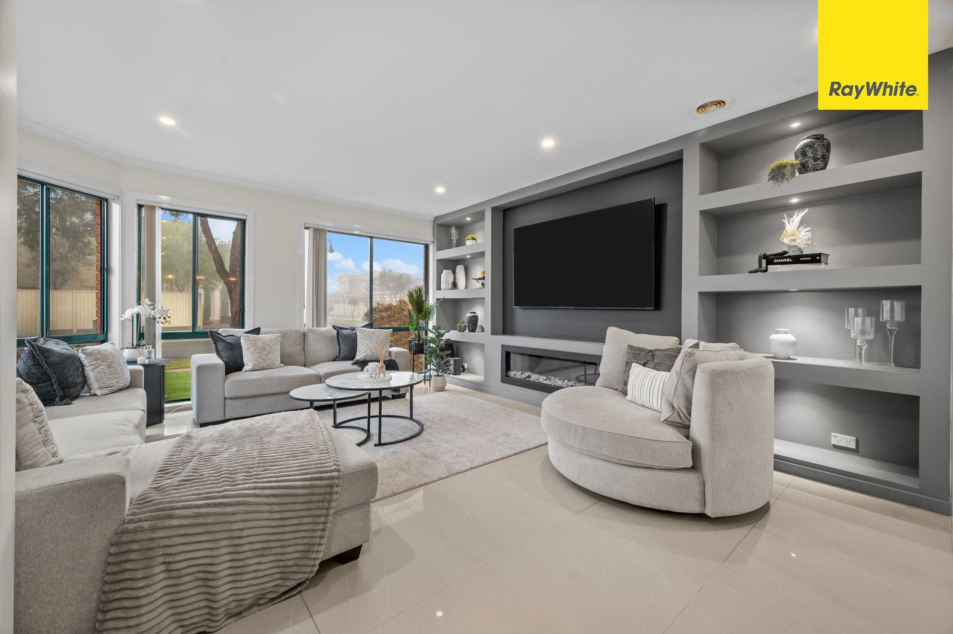 16 Mackellar Drive, Roxburgh Park VIC 3064, Roxburgh Park - Thumbnail 5