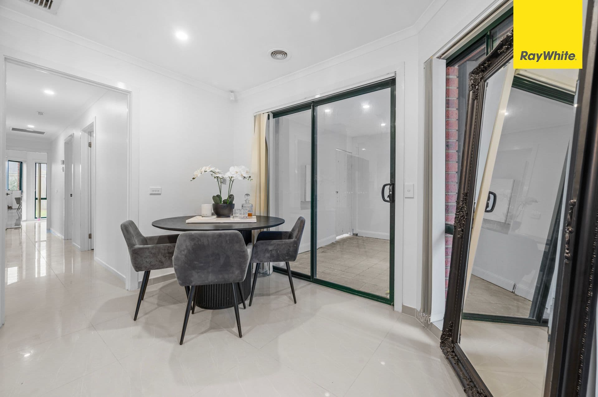 16 Mackellar Drive, Roxburgh Park VIC 3064, Roxburgh Park - Thumbnail 7