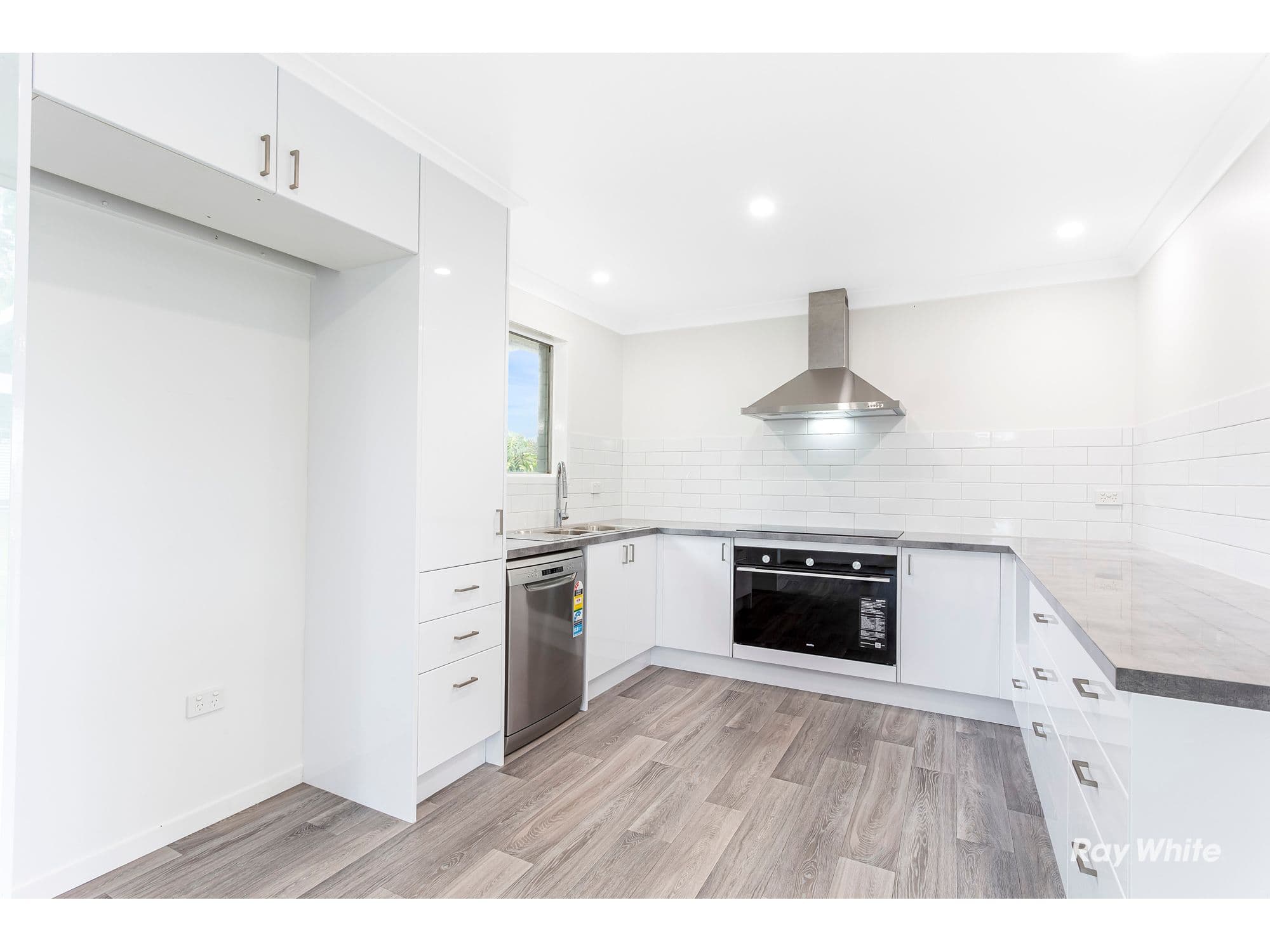 64 Cherryfield Road, Gracemere QLD 4702, Gracemere - Thumbnail 4
